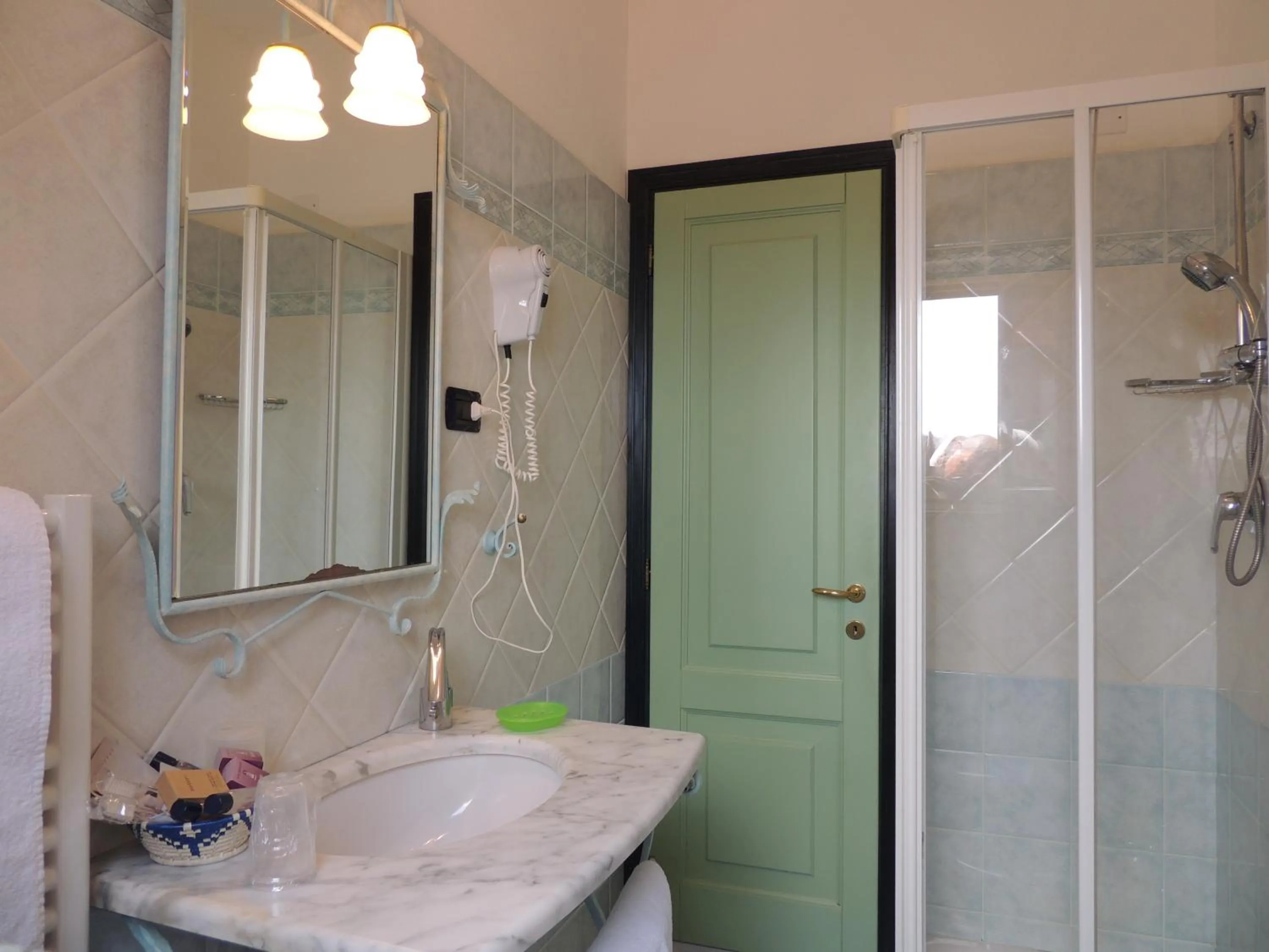 Bathroom in Hotel Su Lithu