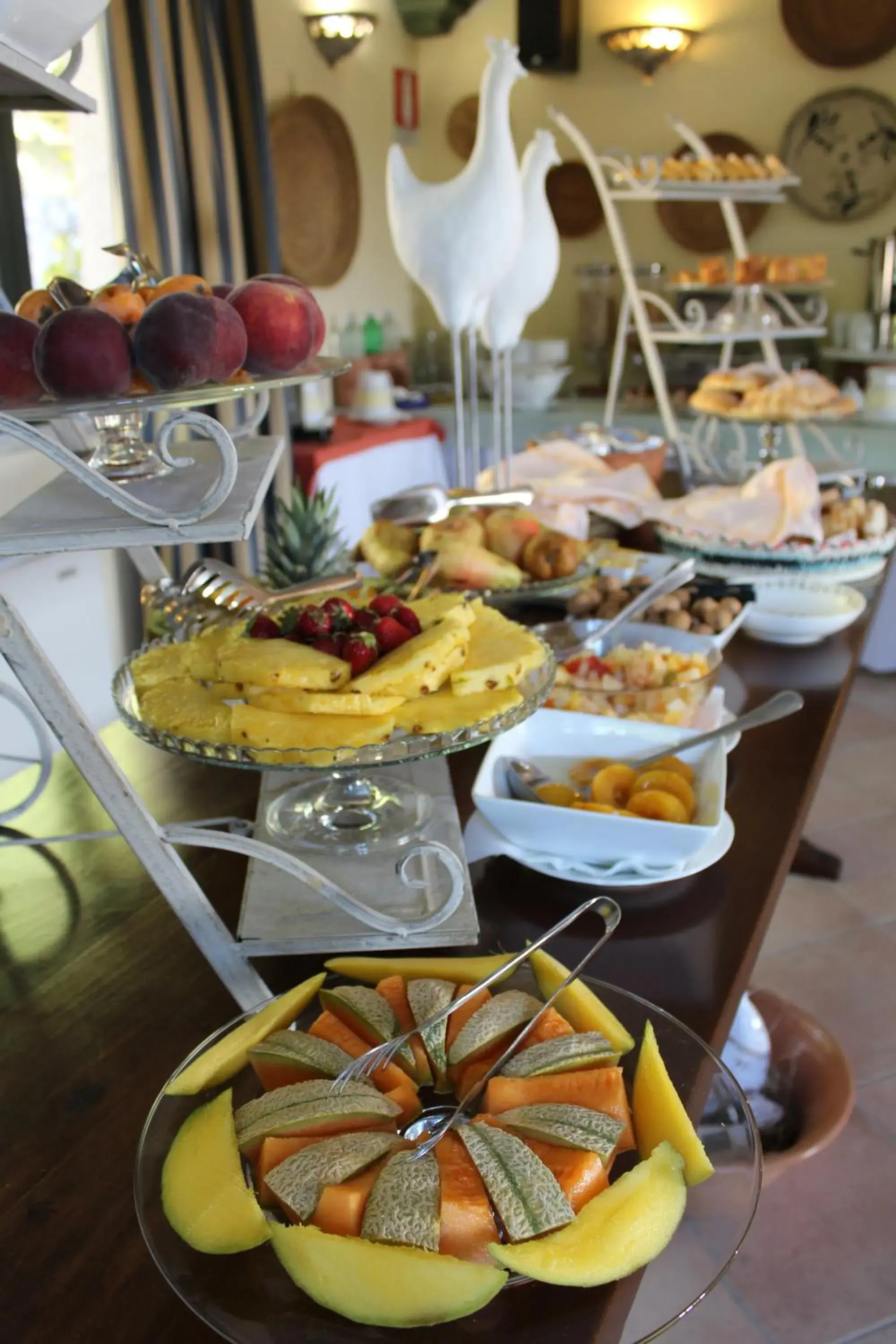 Buffet breakfast in Hotel Su Lithu Buffet breakfast in Hotel Su Lithu