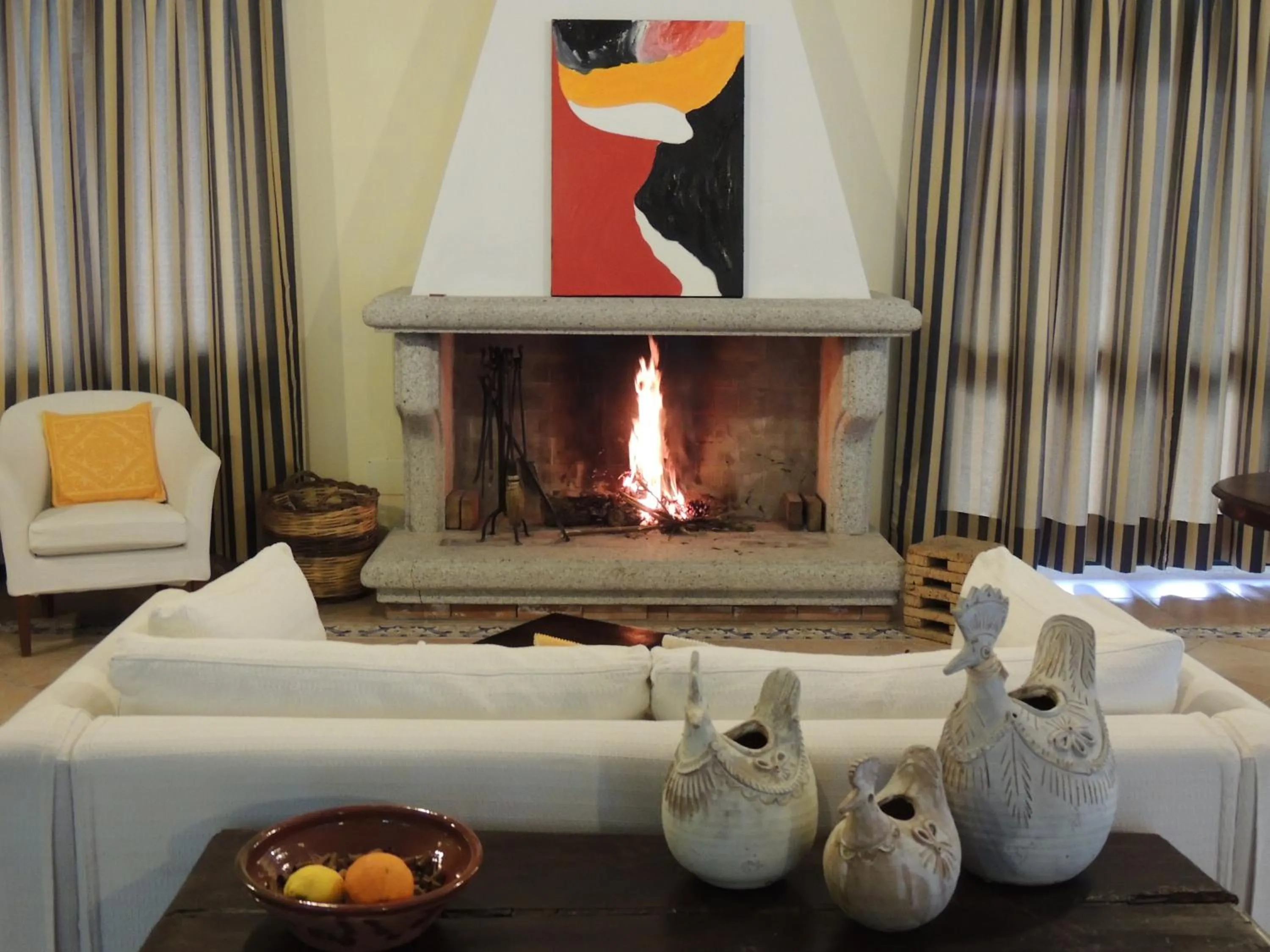 Restaurant/places to eat in Hotel Su Lithu