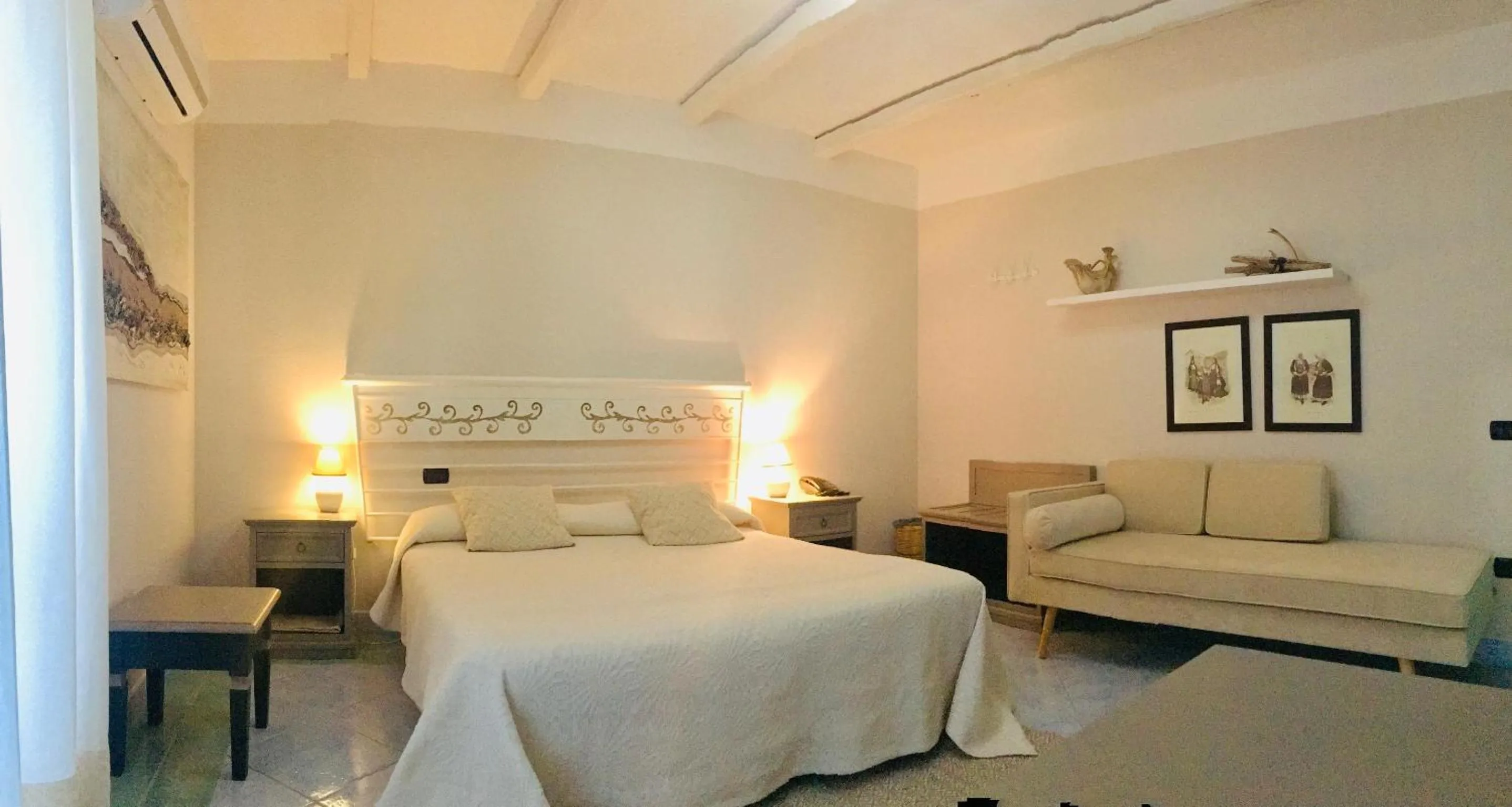 Photo of the whole room, Bed in Hotel Su Lithu