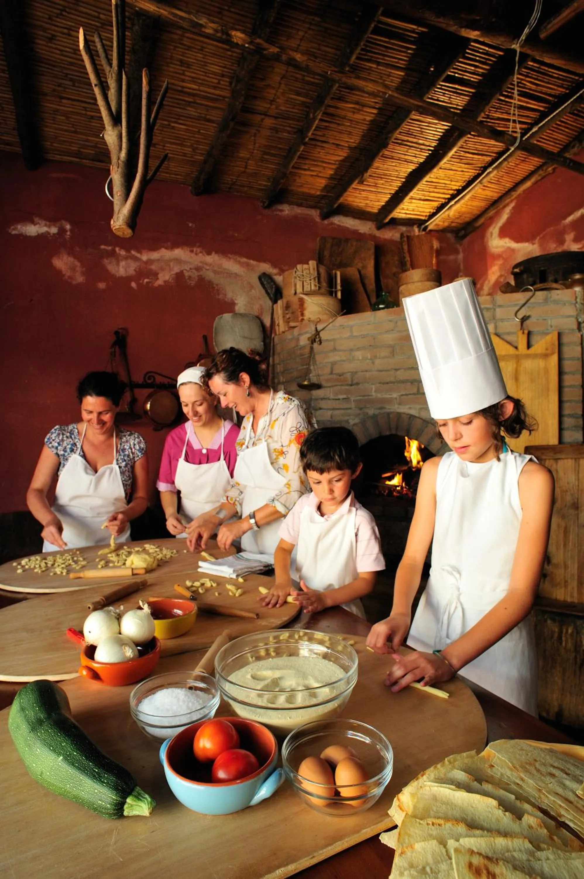 Entertainment in Hotel Su Lithu