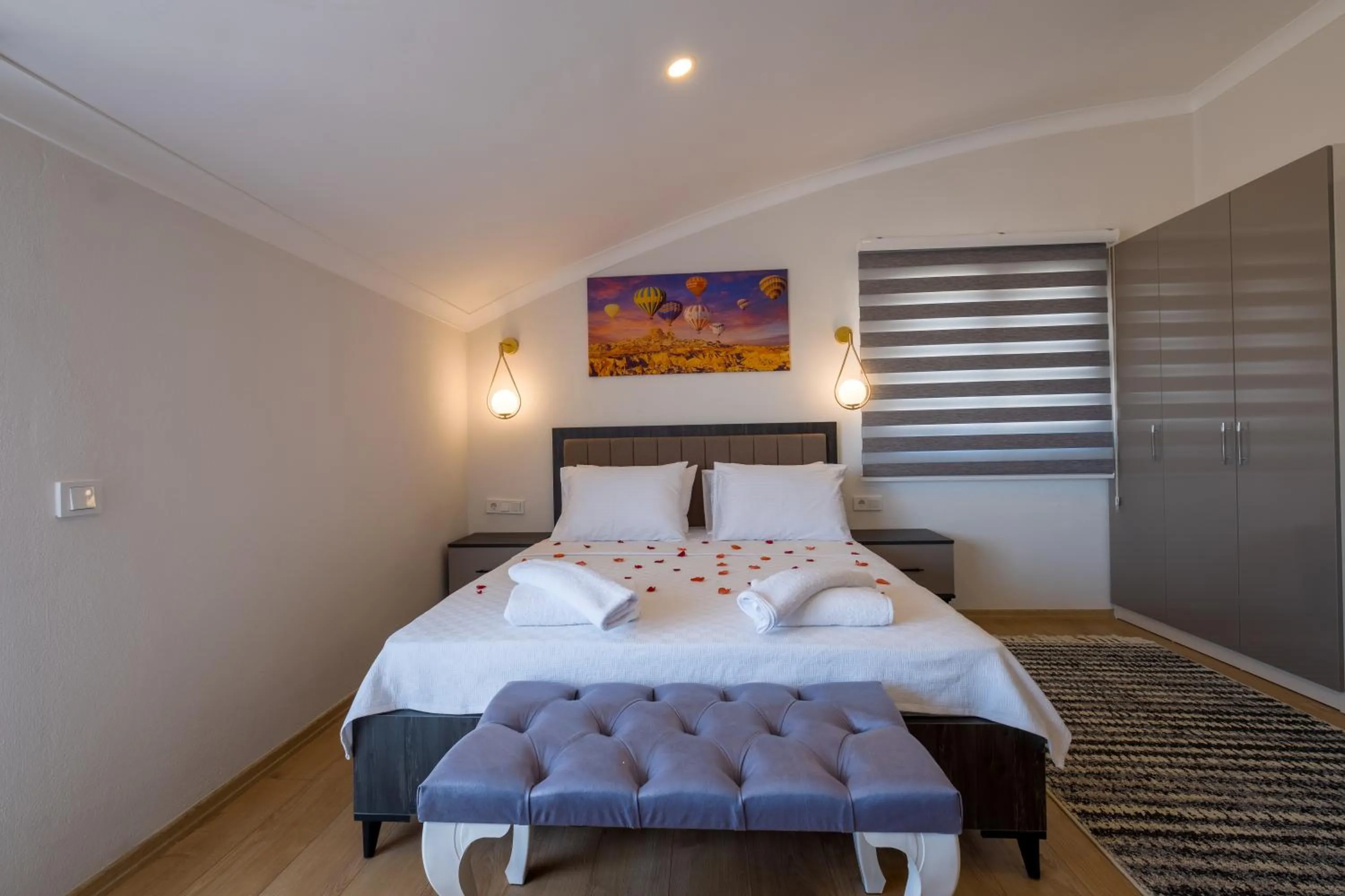 Photo of the whole room, Bed in Tanrise City House