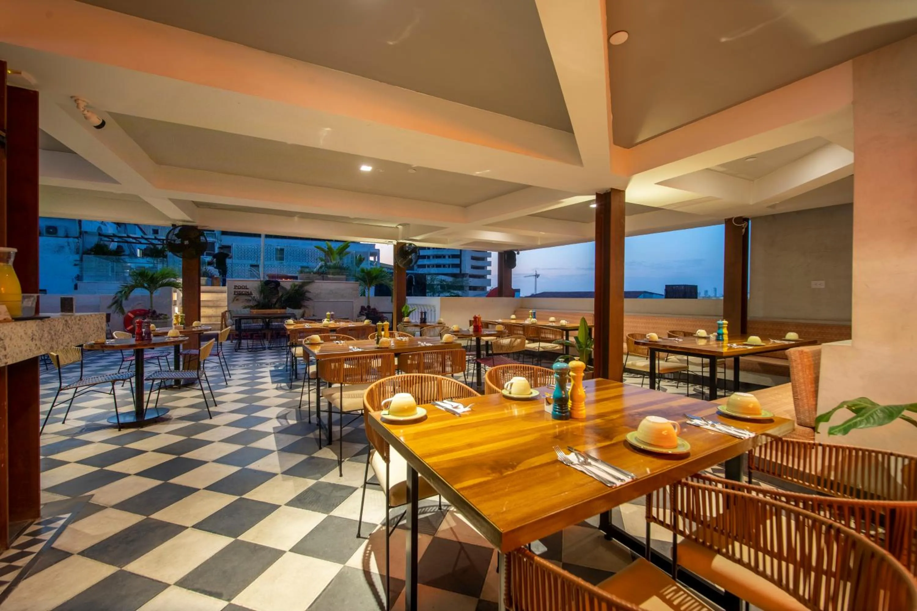 Restaurant/places to eat in Hotel Voilá Centro Histórico