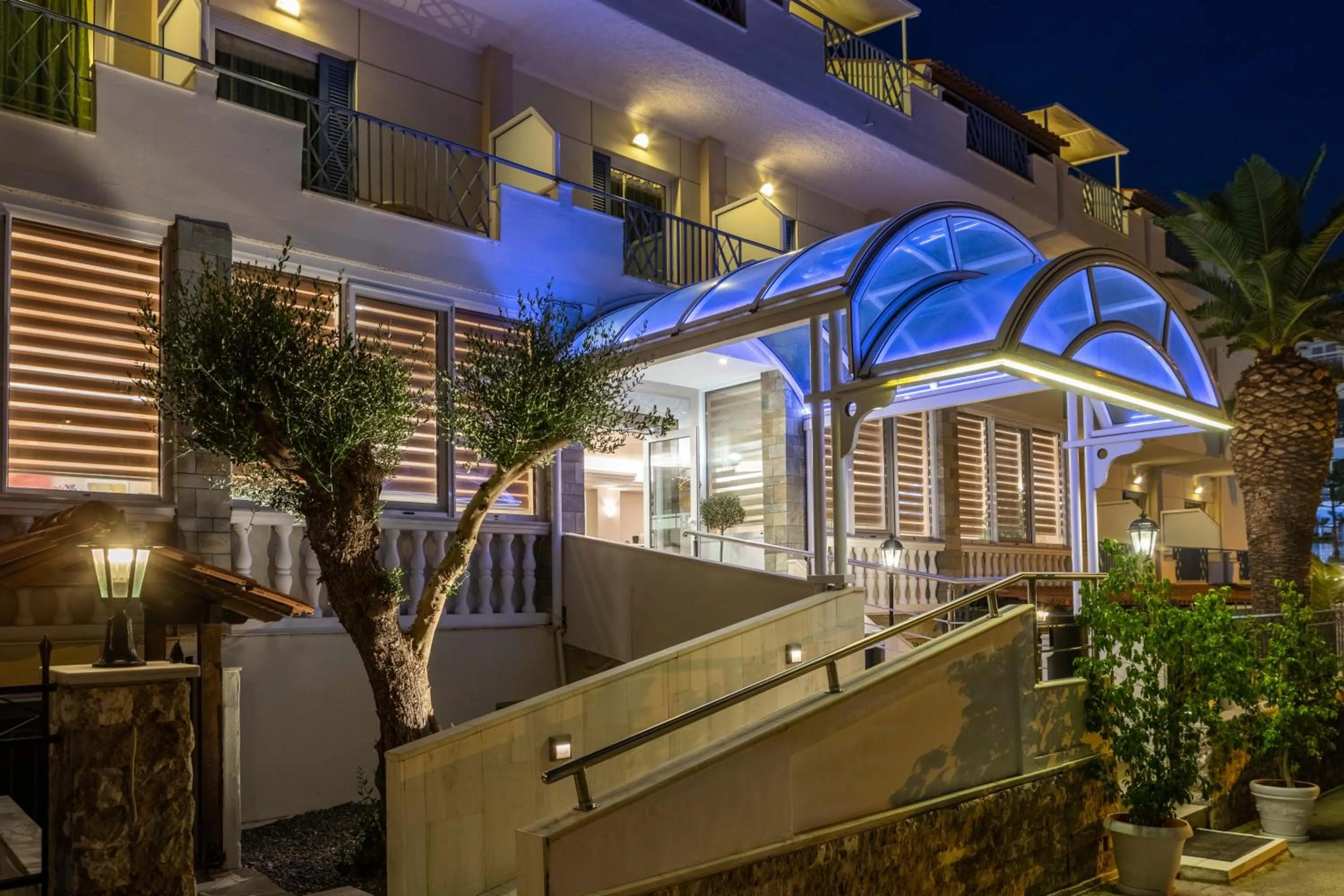 Hotel Serenity Tolo