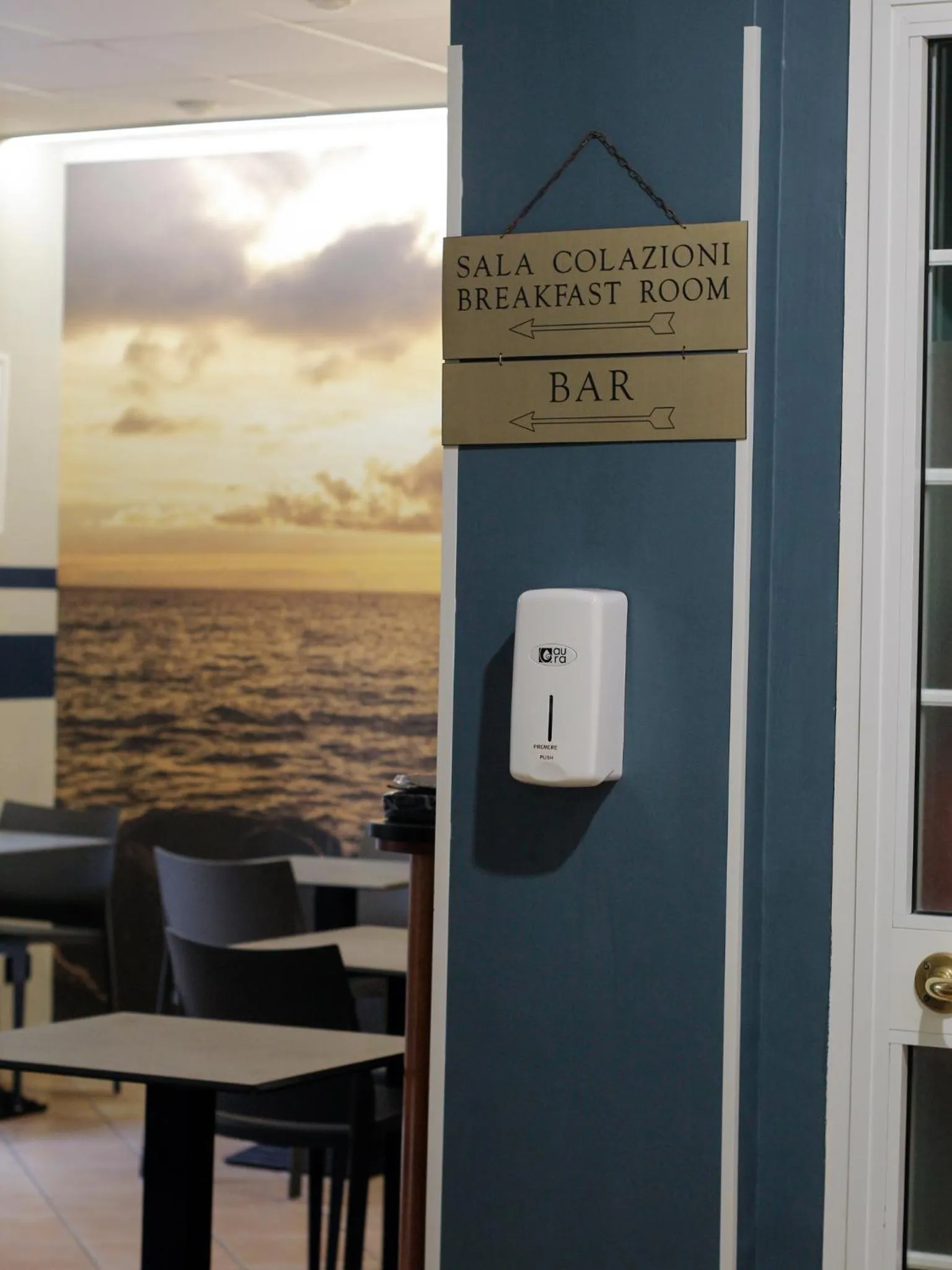 Breakfast in La Camogliese Hotel B&B