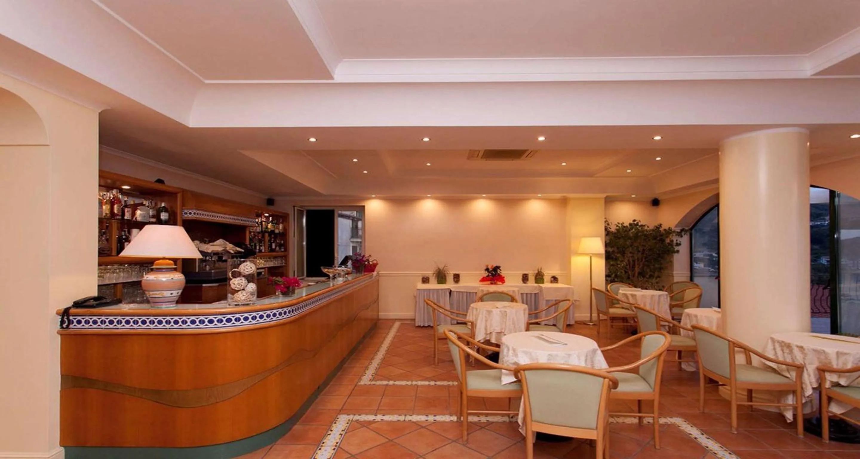 Lounge or bar in Best Western Hotel La Conchiglia
