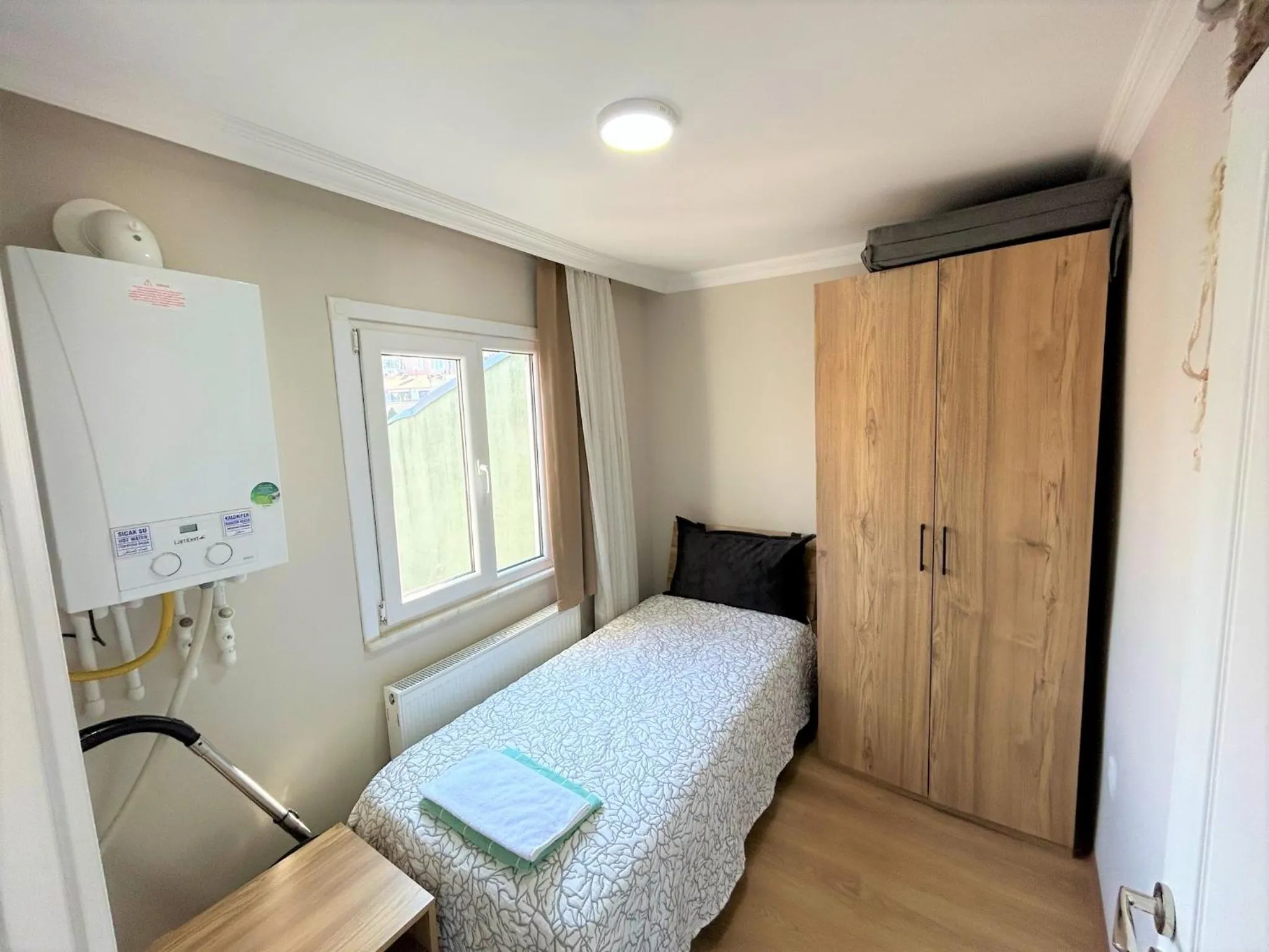 Bedroom, Bed in Kuzguncuk View
