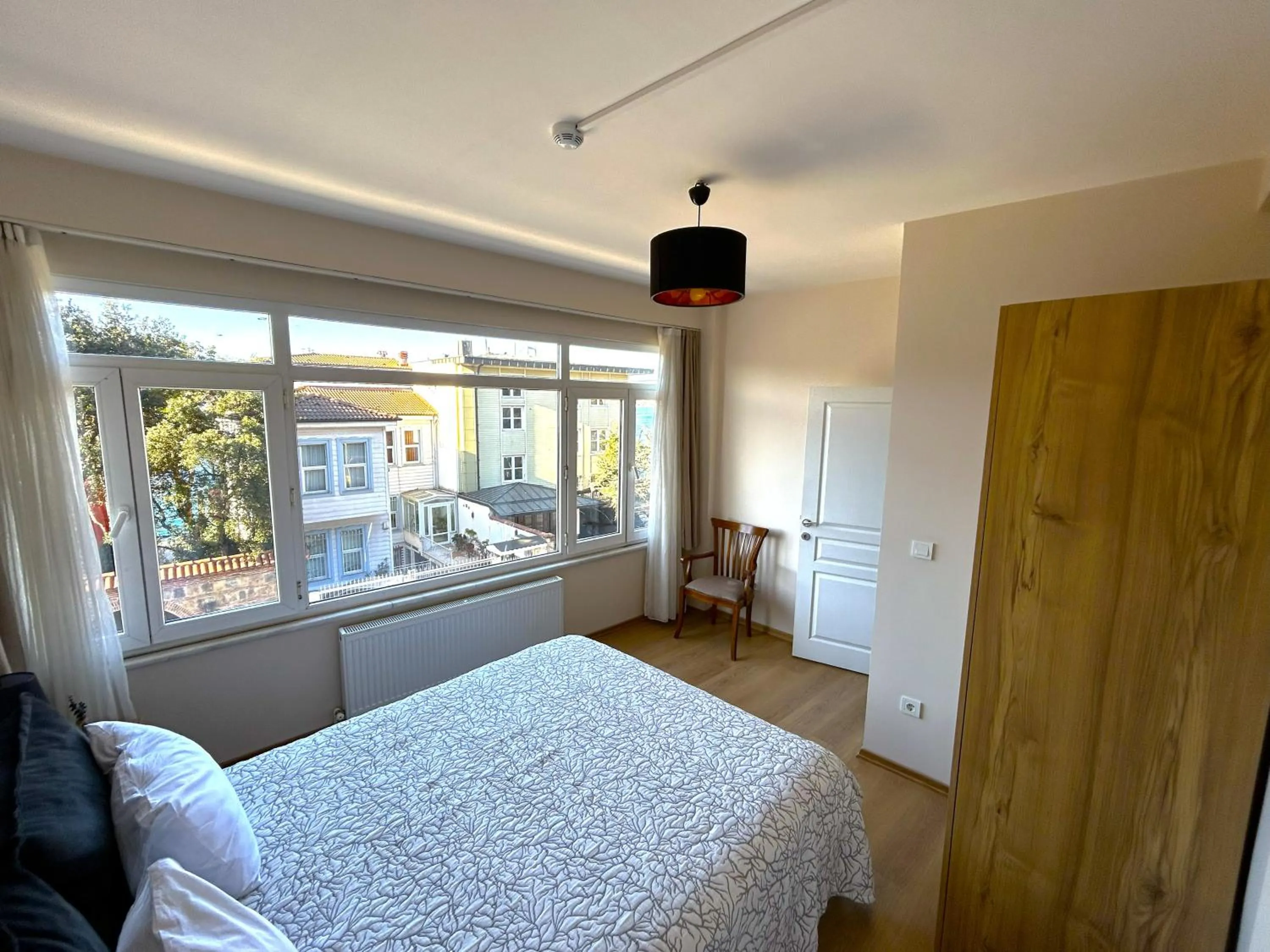 Bedroom, Bed in Kuzguncuk View