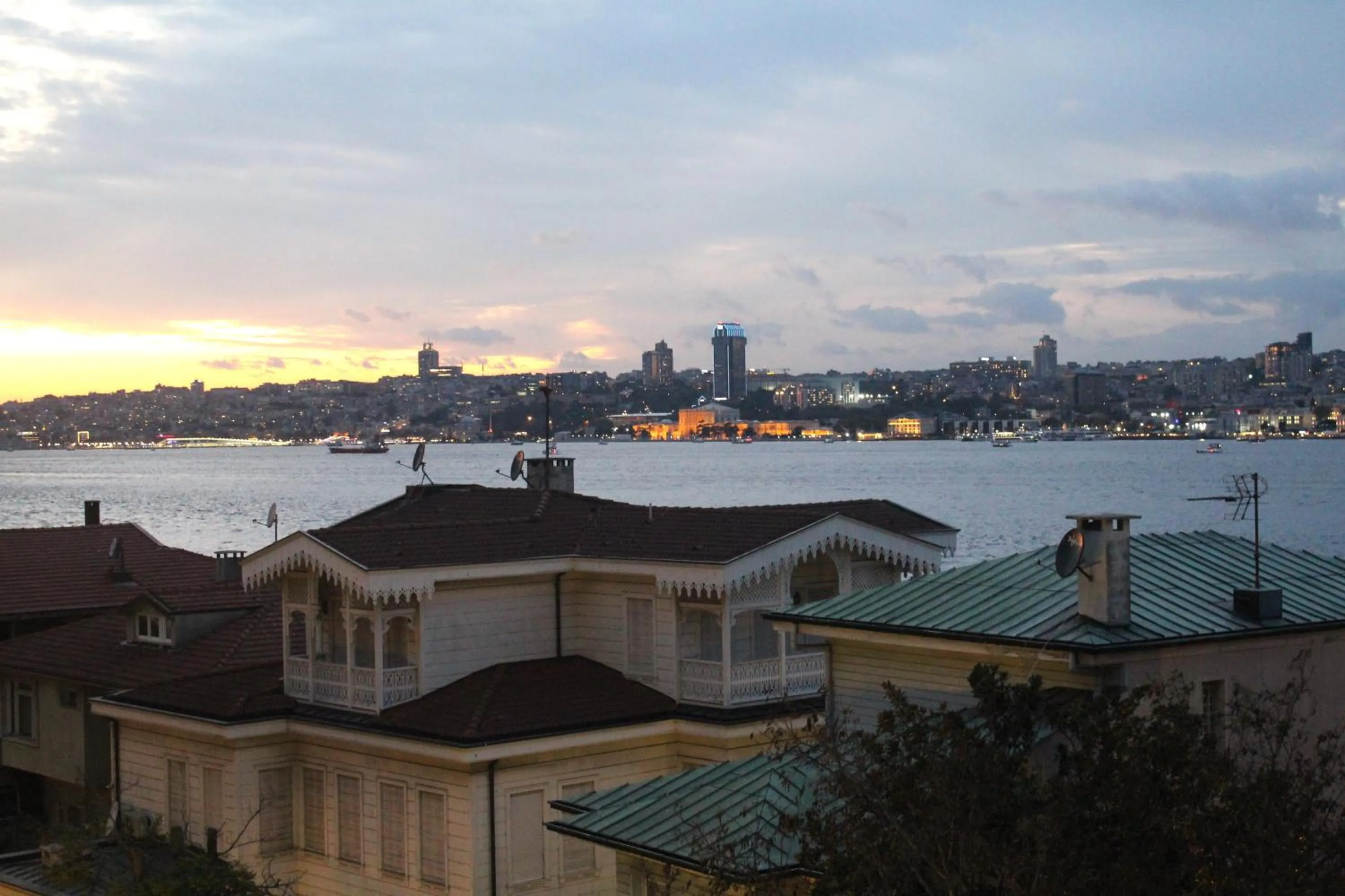 City view in Kuzguncuk View
