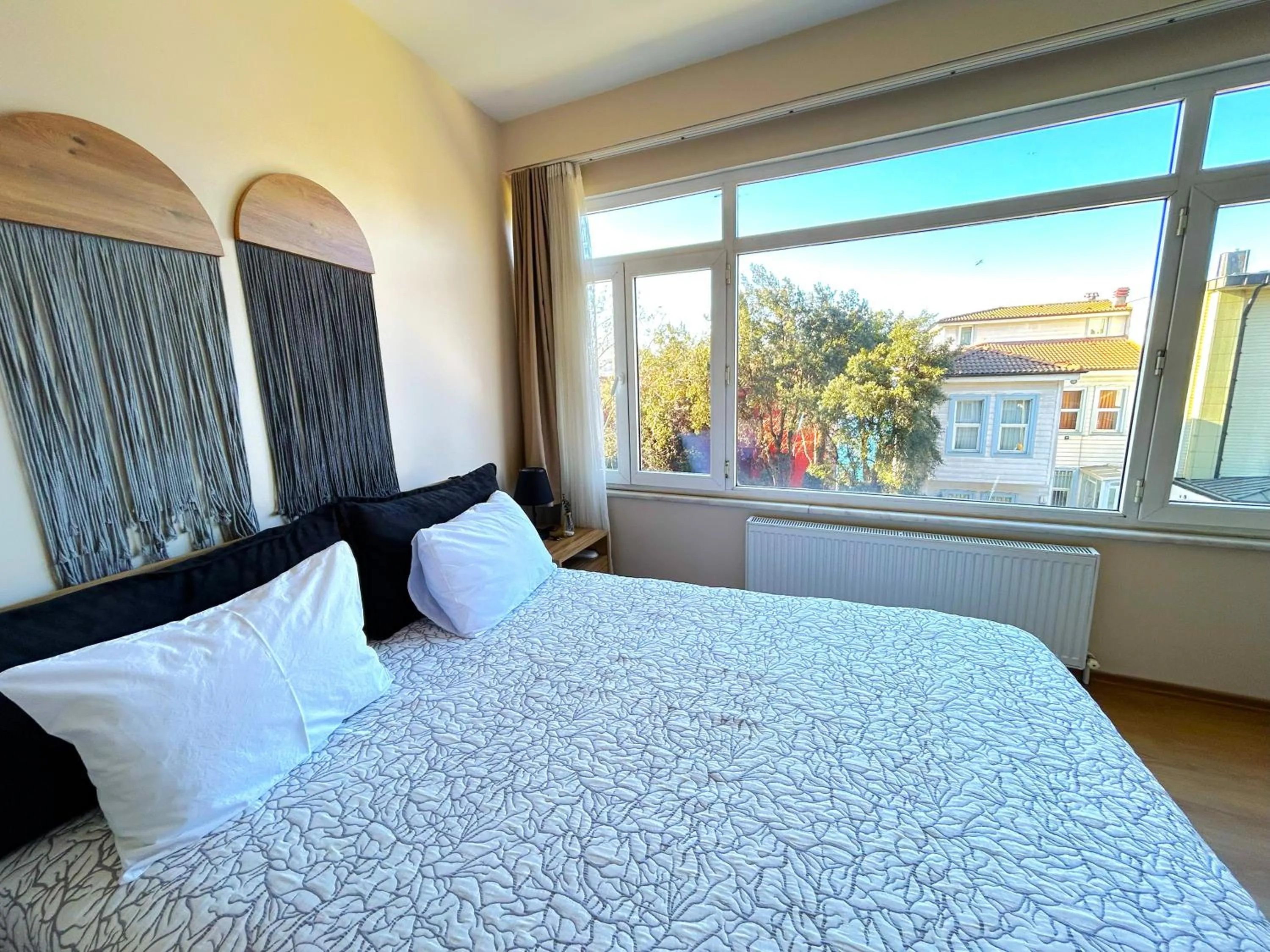 Bedroom, Bed in Kuzguncuk View