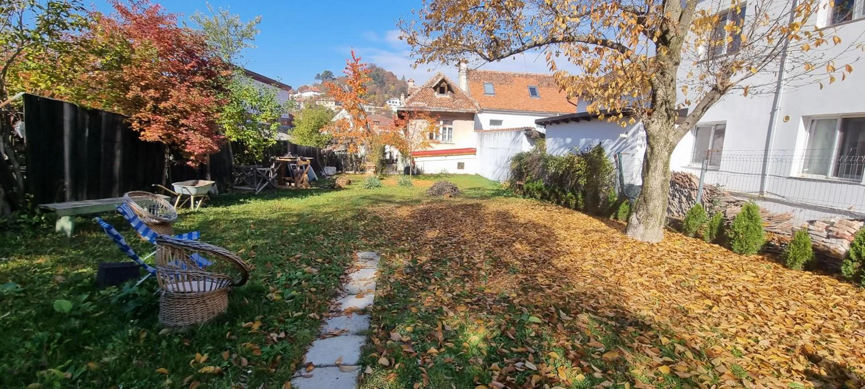 Garden in Happy Mood Apartments