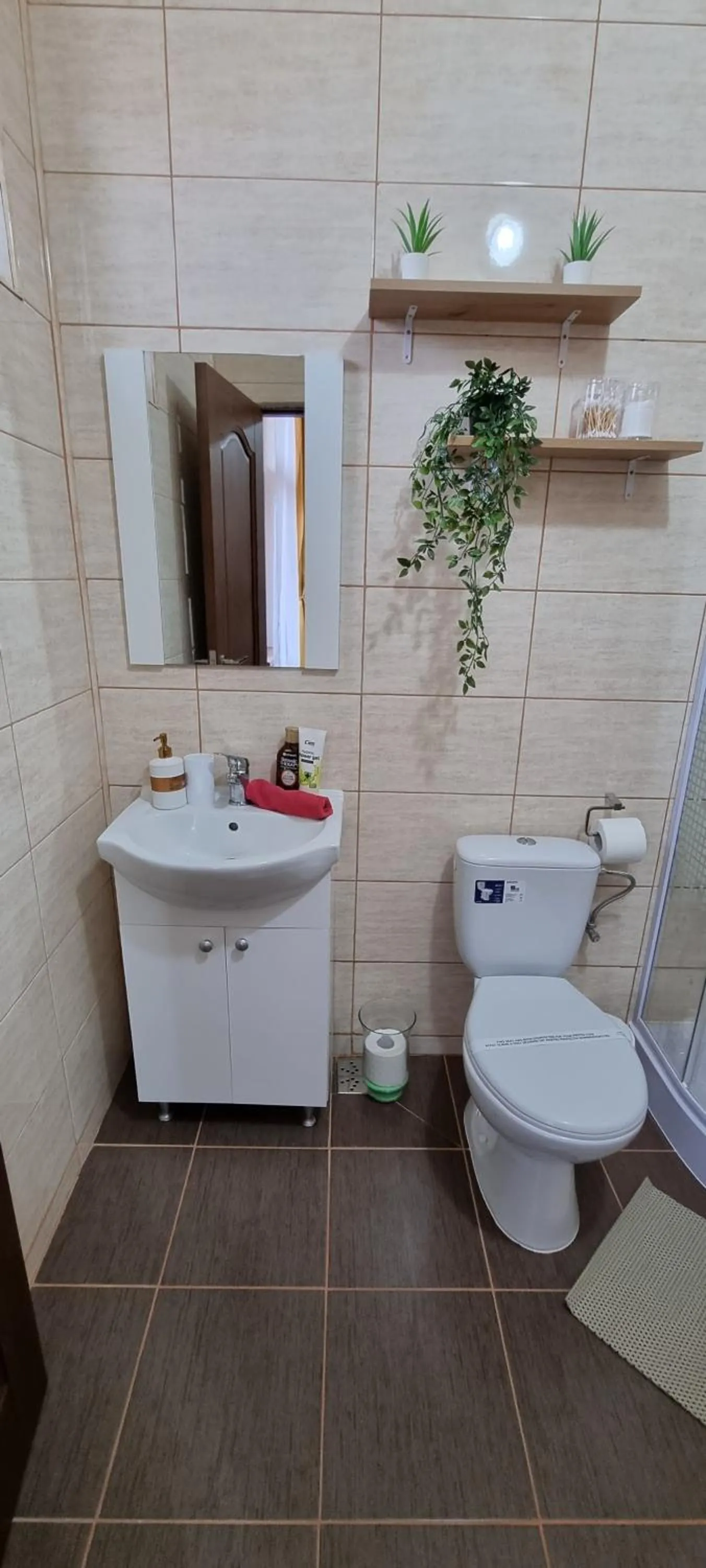 Bathroom in Happy Mood Apartments