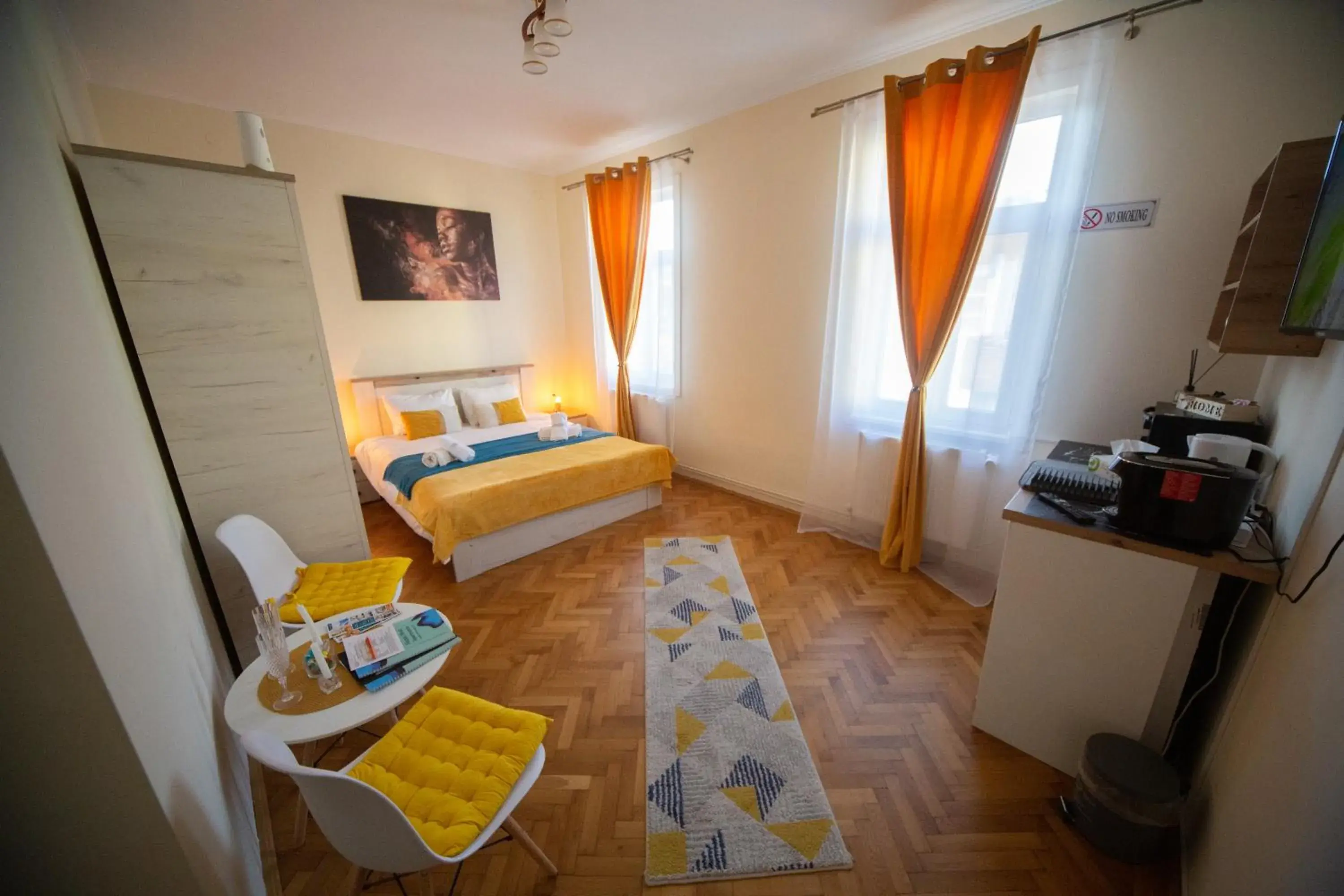 Happy Mood Apartments Happy Mood Apartments