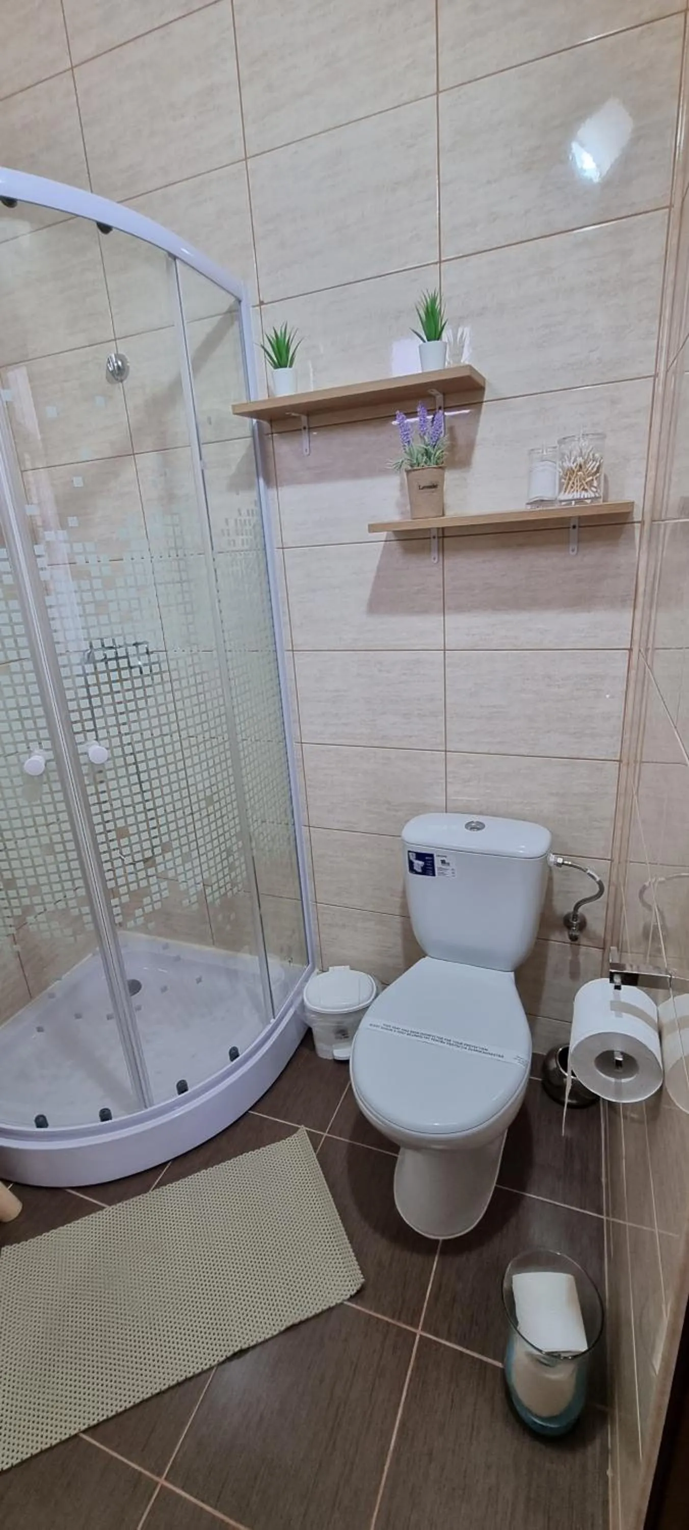 Bathroom in Happy Mood Apartments
