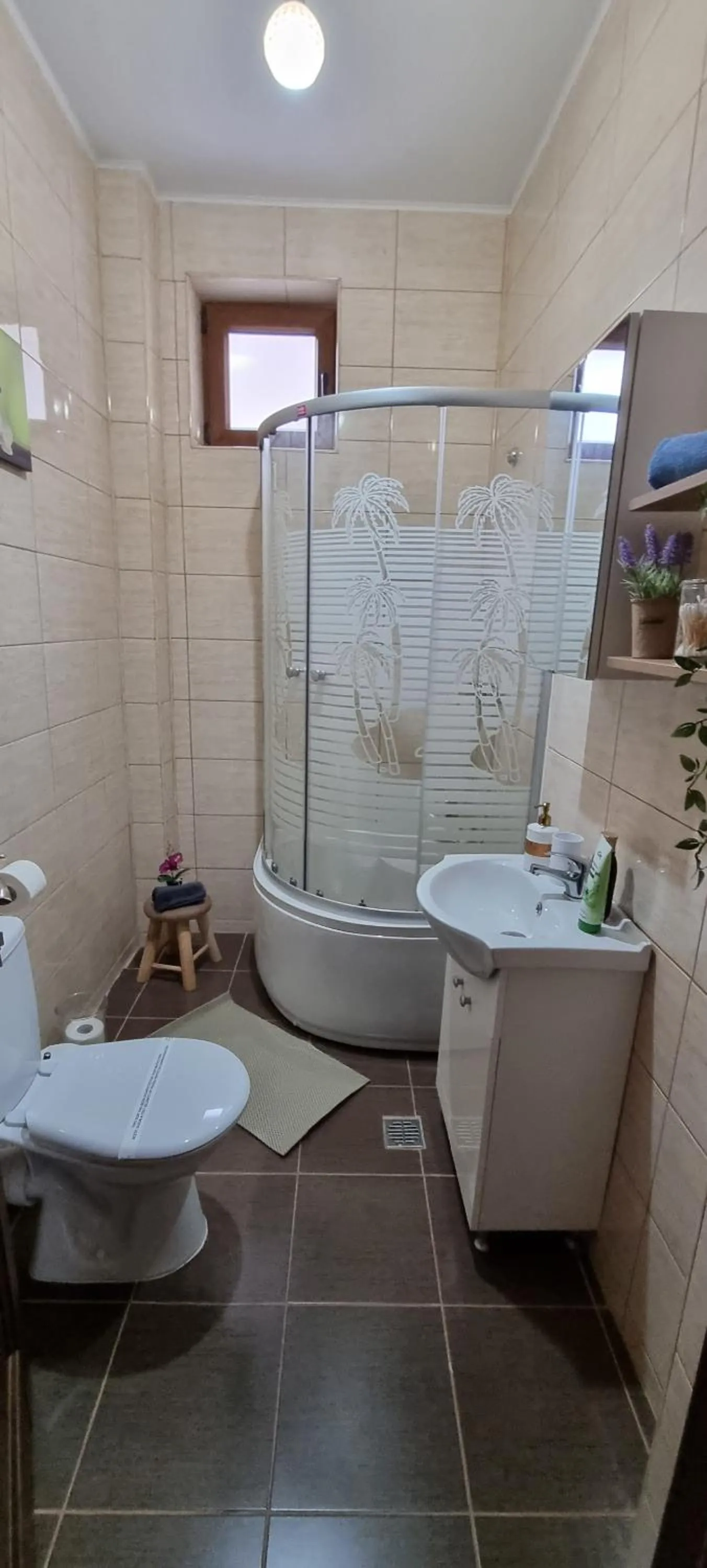 Bathroom in Happy Mood Apartments