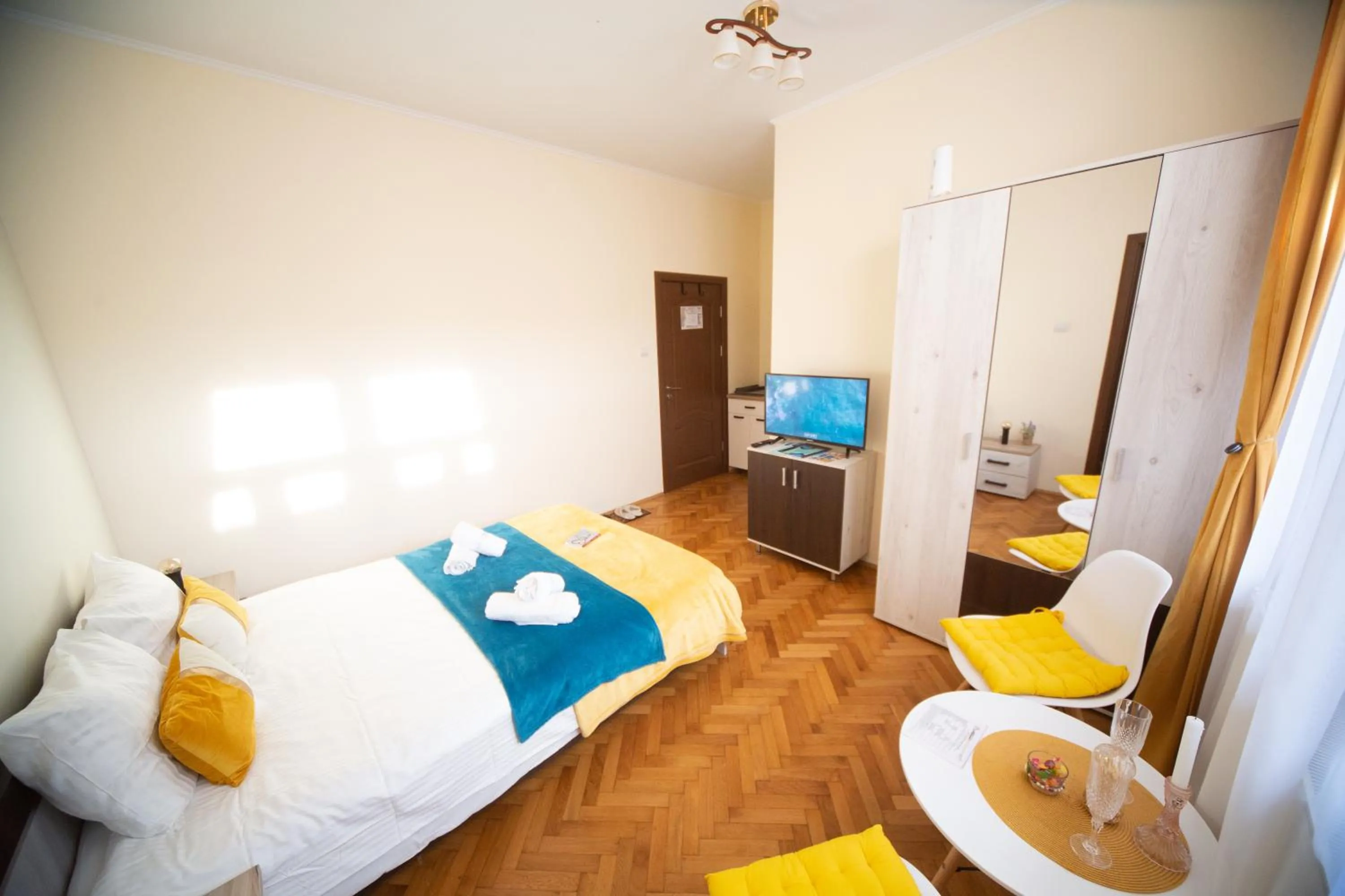 Photo of the whole room in Happy Mood Apartments