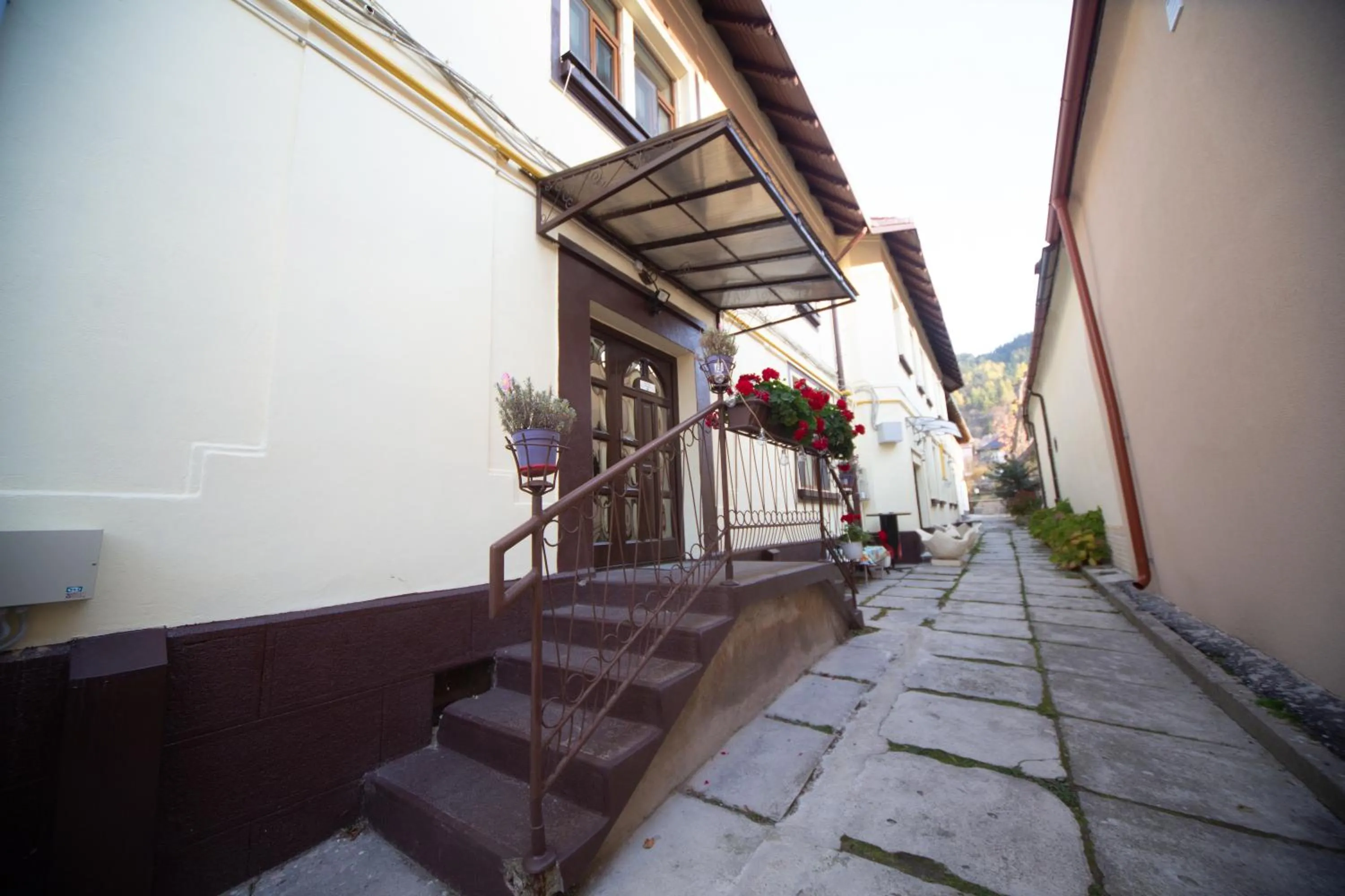 Property building in Happy Mood Apartments