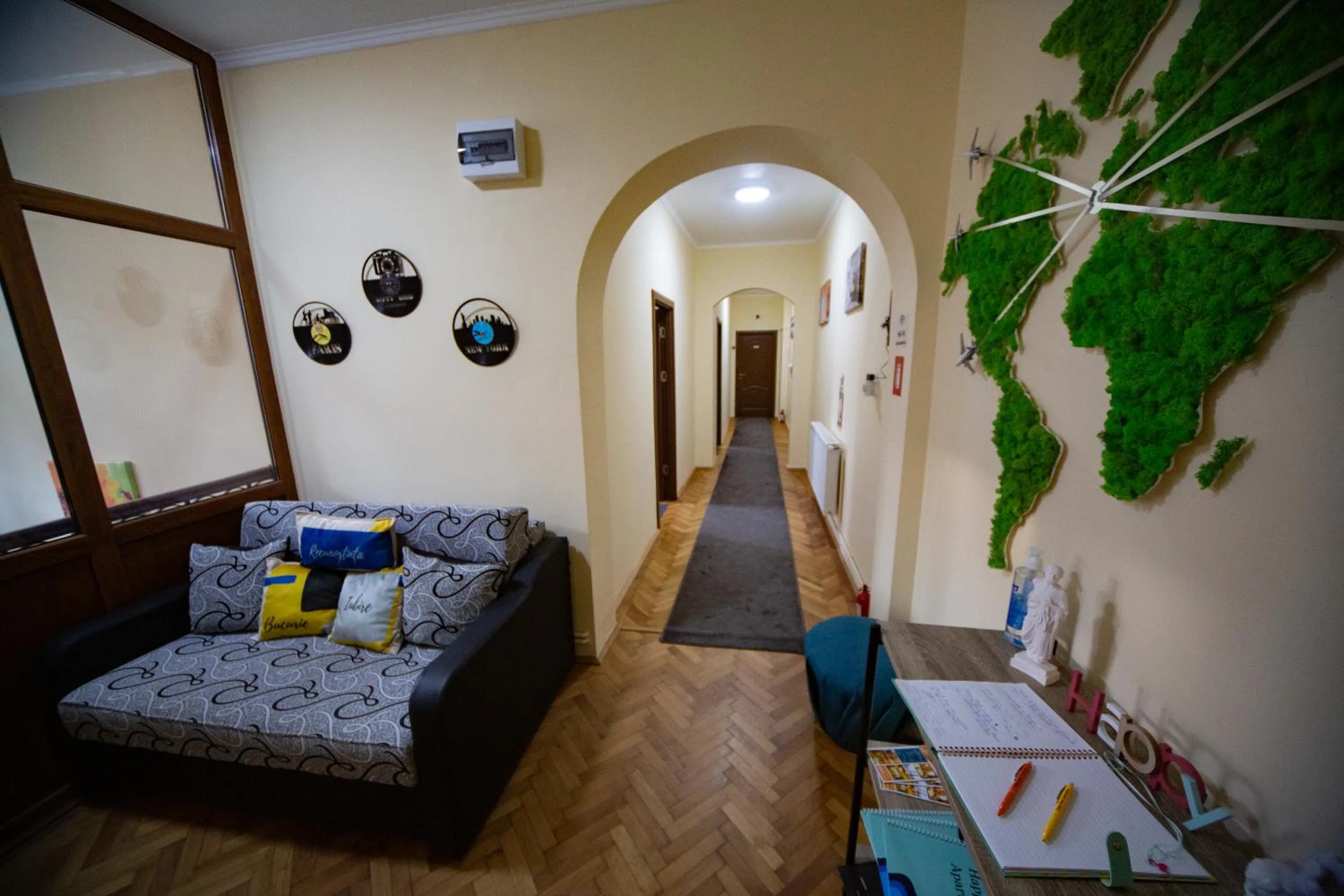 Lobby or reception in Happy Mood Apartments