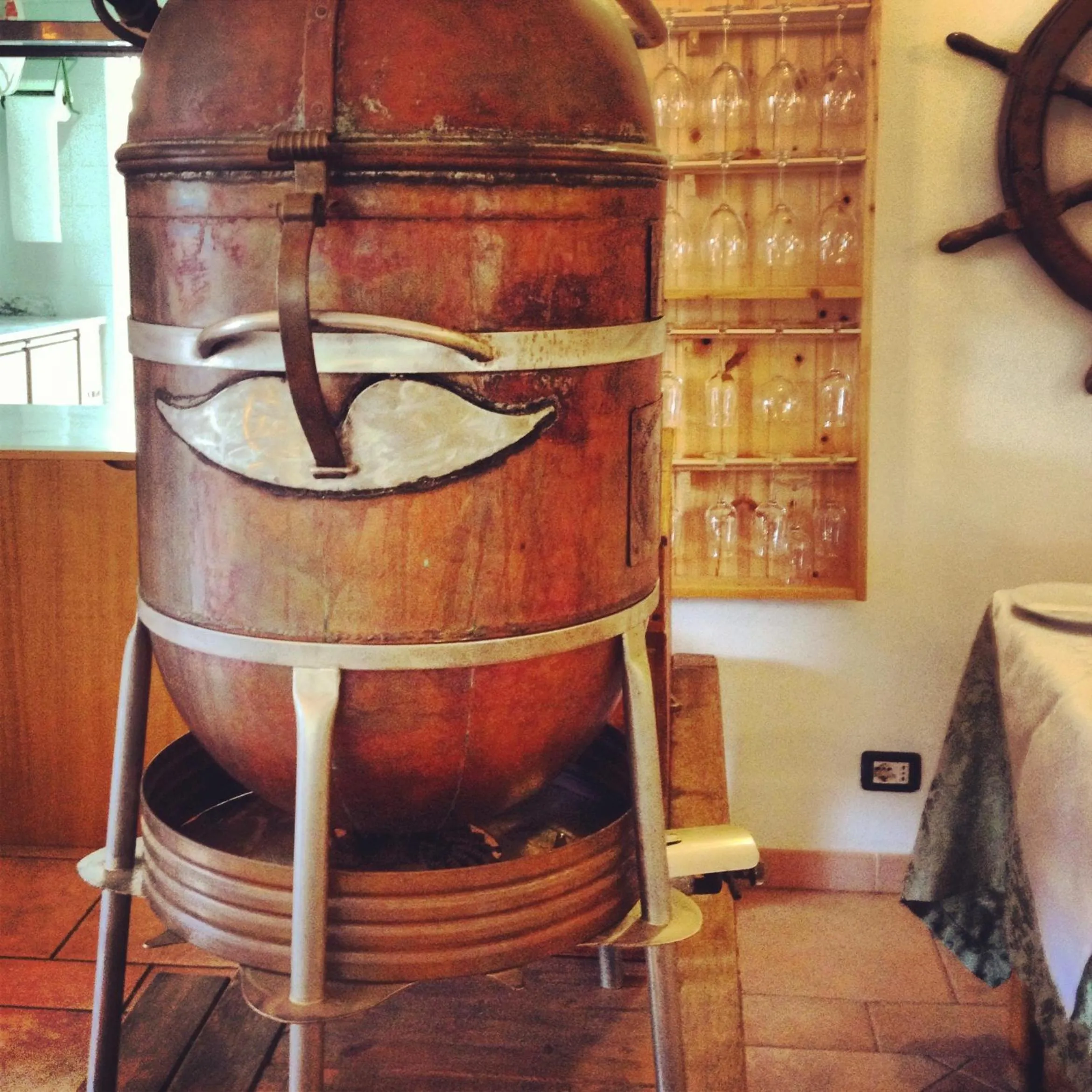 Decorative detail in Domus De Janas Sul Mare