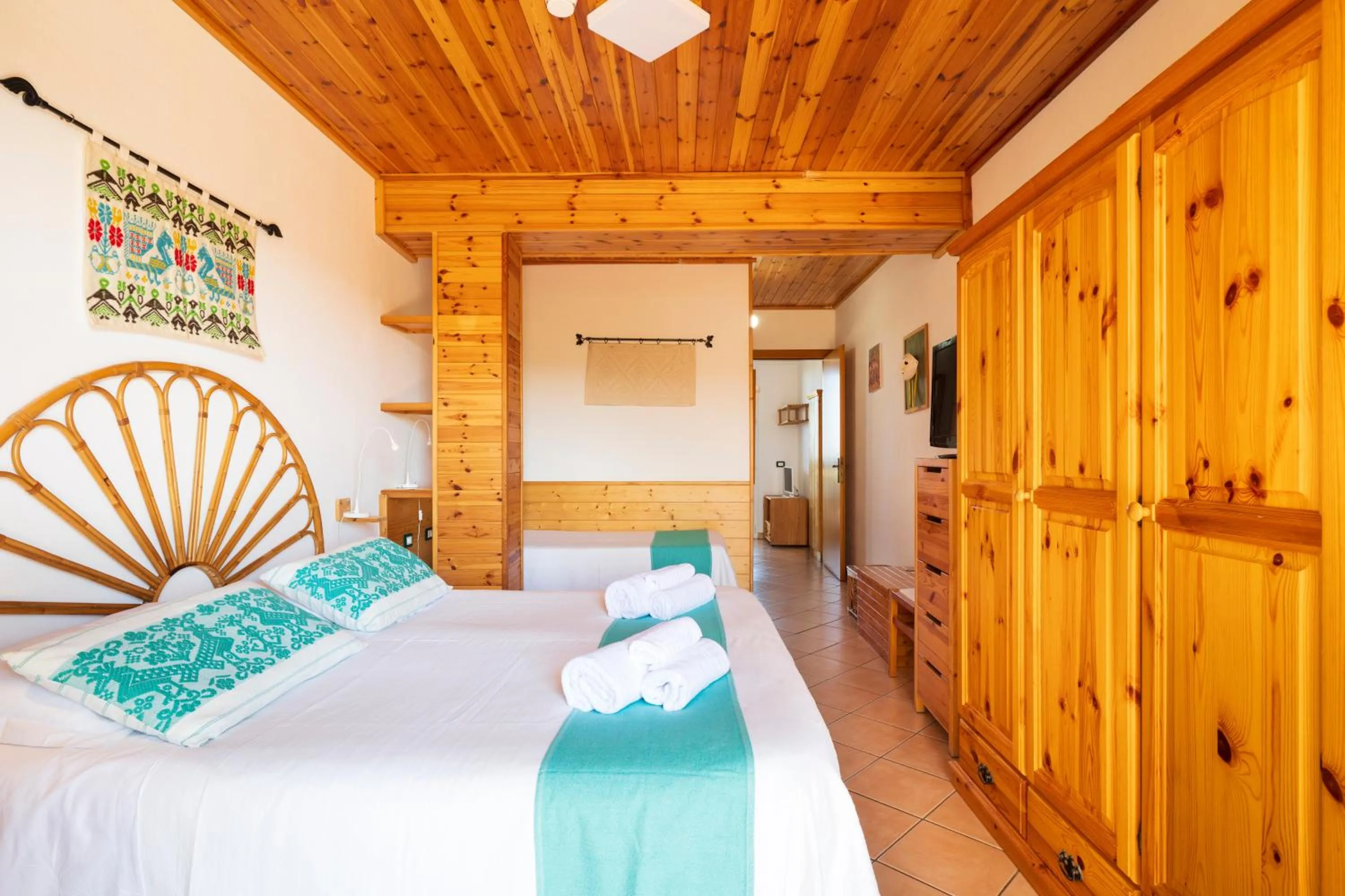 Bed in Domus De Janas Sul Mare