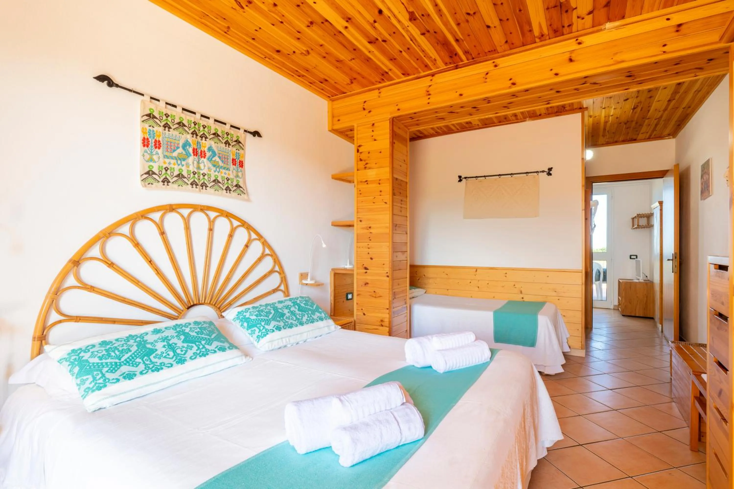 Bed in Domus De Janas Sul Mare