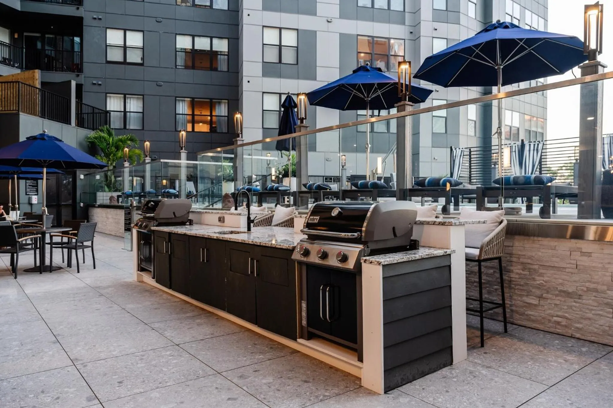 BBQ facilities in Luxury Apartments by Hyatus at Pierpont