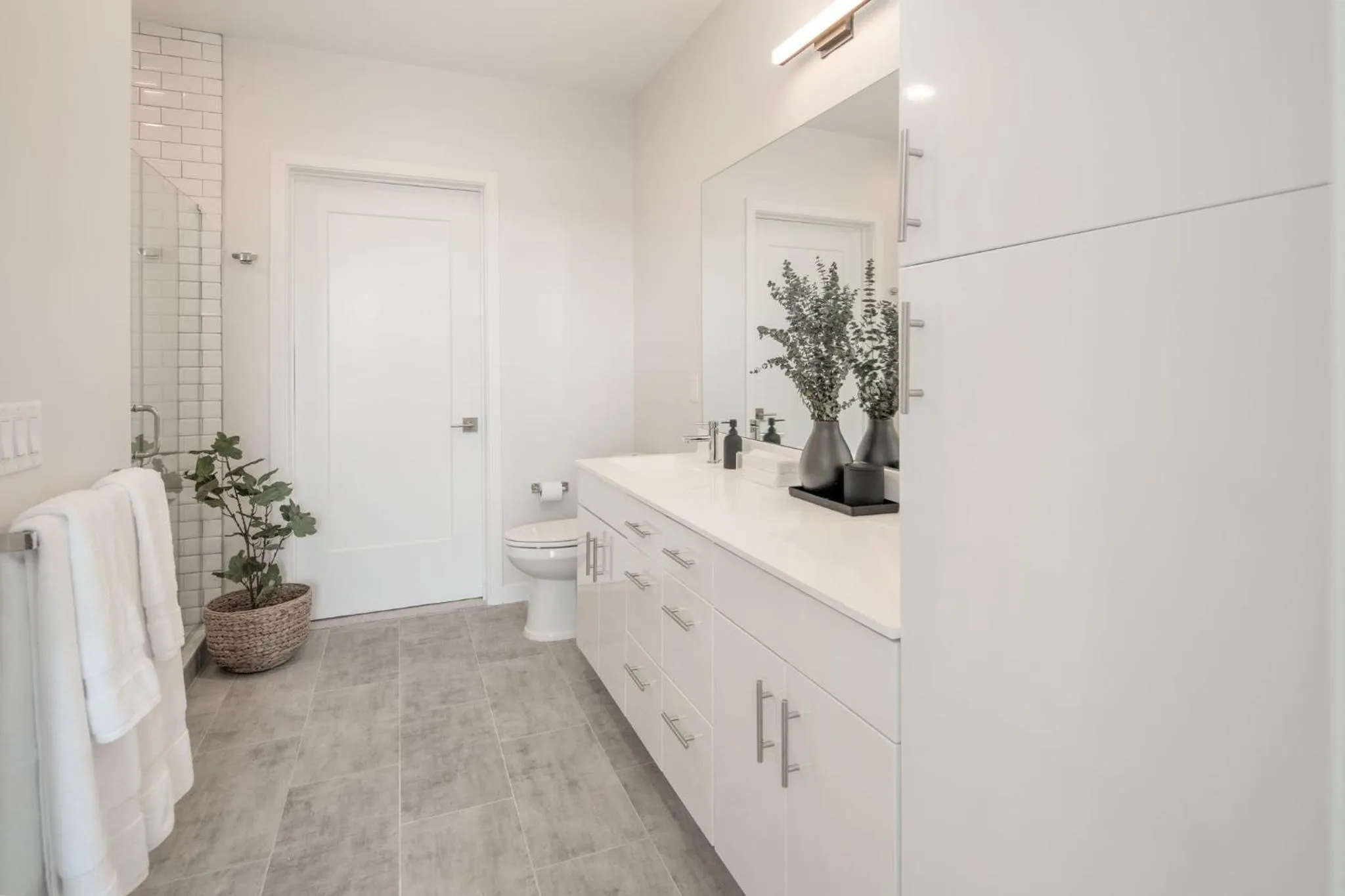 Bathroom in Luxury Apartments by Hyatus at Pierpont