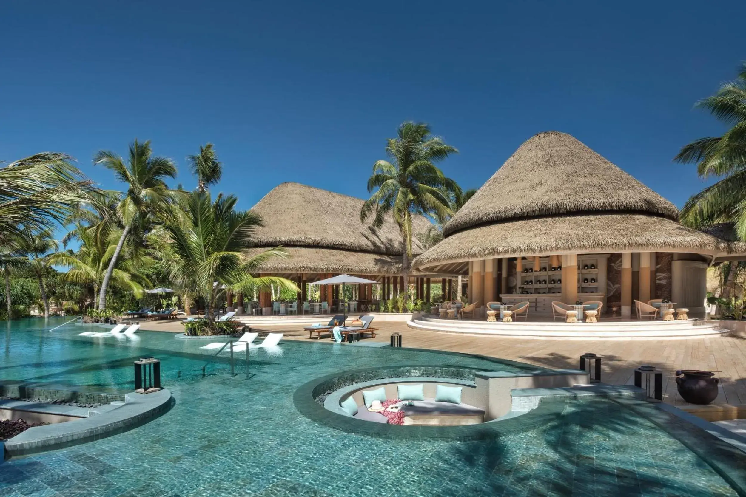 Swimming pool in JOALI BEING Swimming pool in JOALI BEING