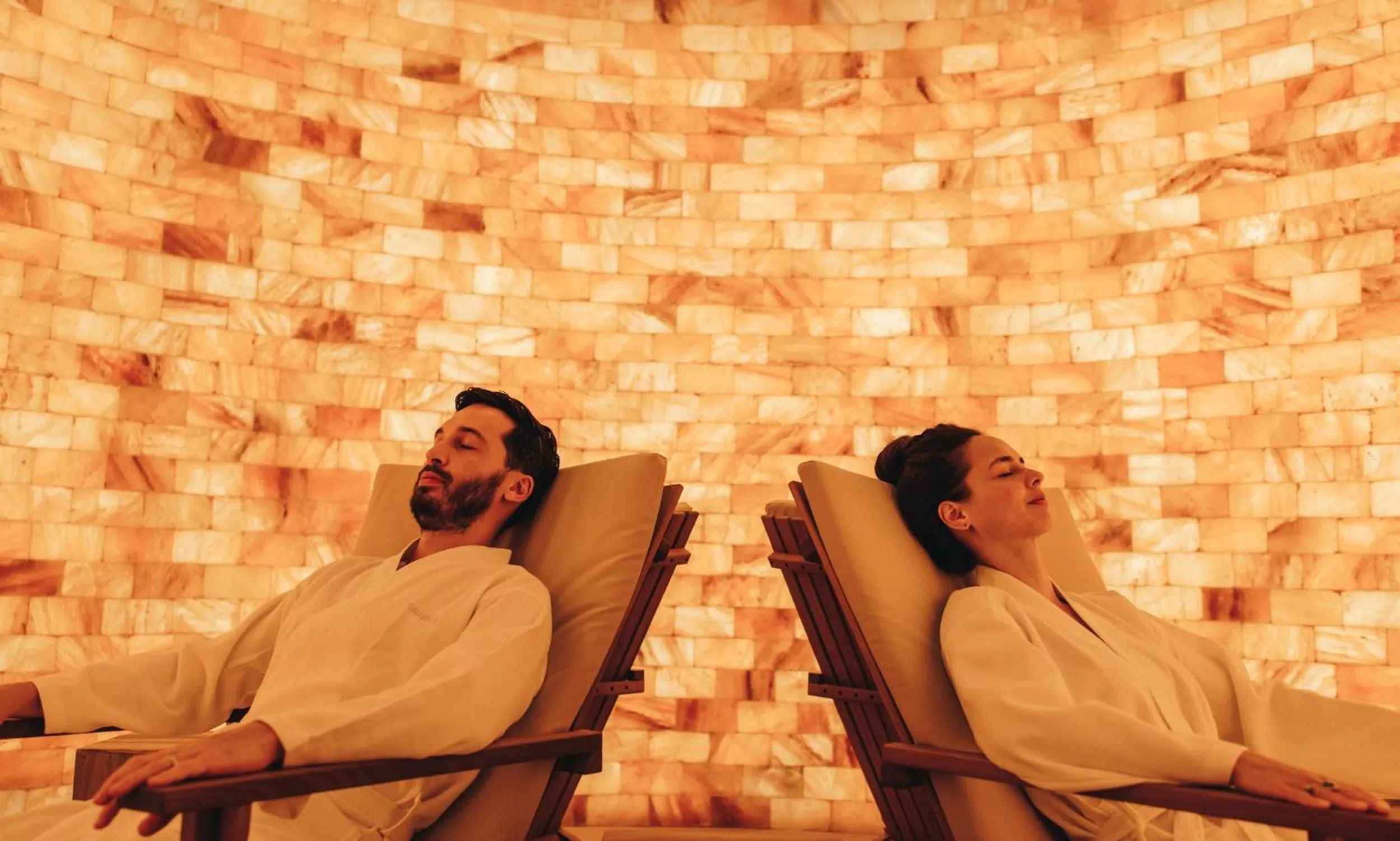 People in JOALI BEING