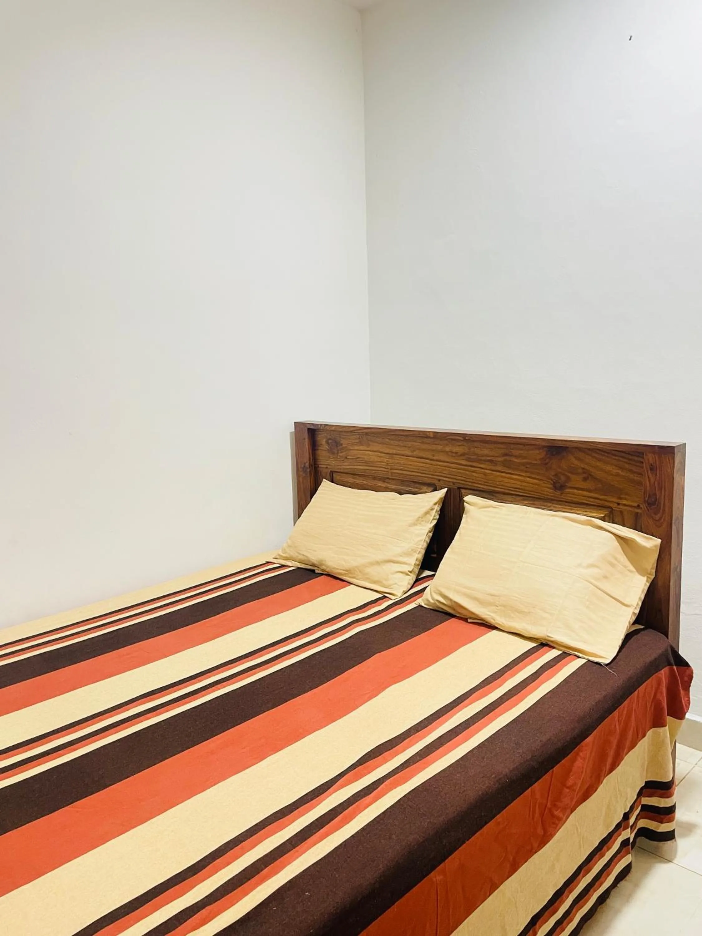 Photo of the whole room, Bed in White House Holiday Resort