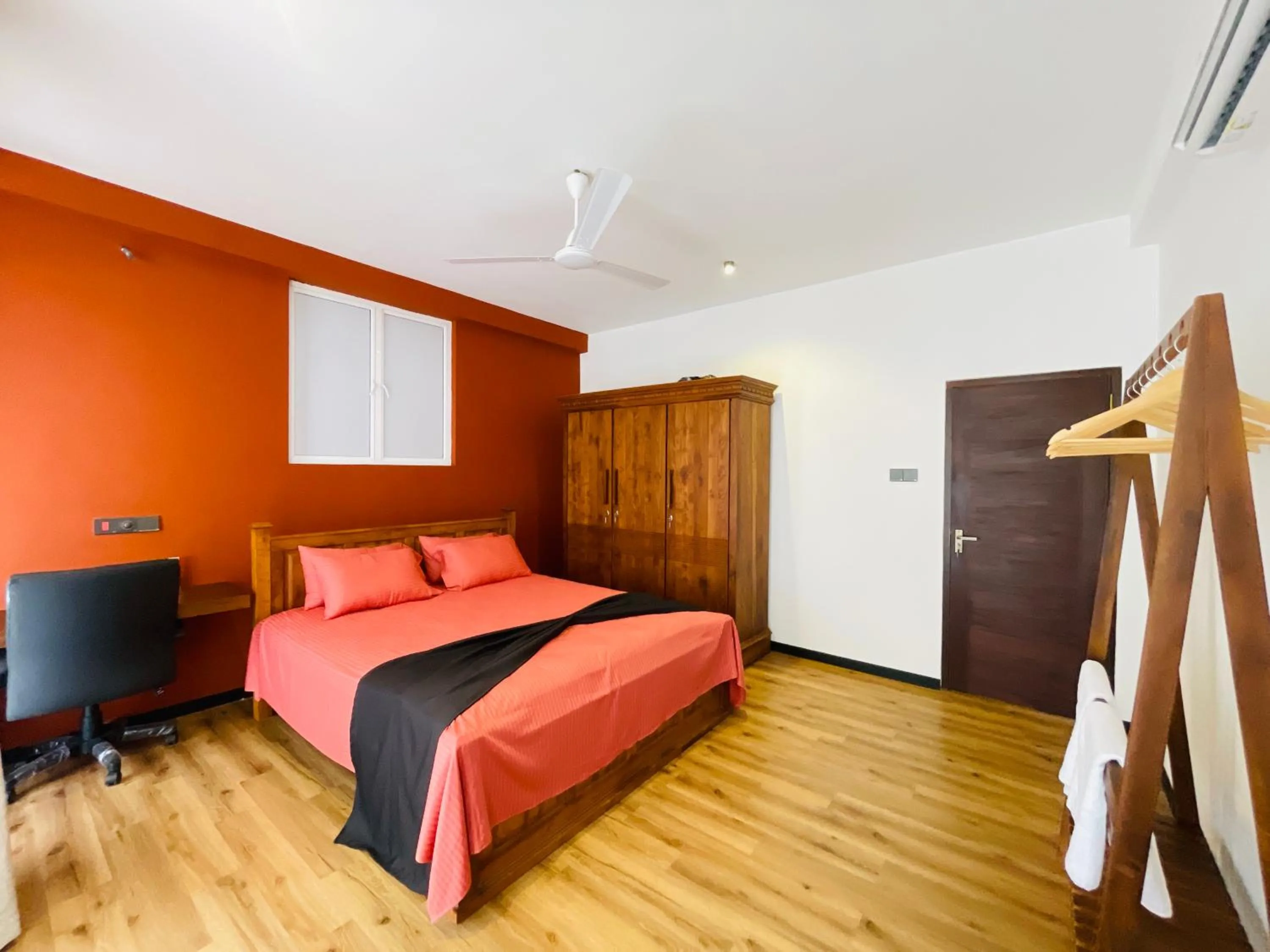 Bed in White House Holiday Resort