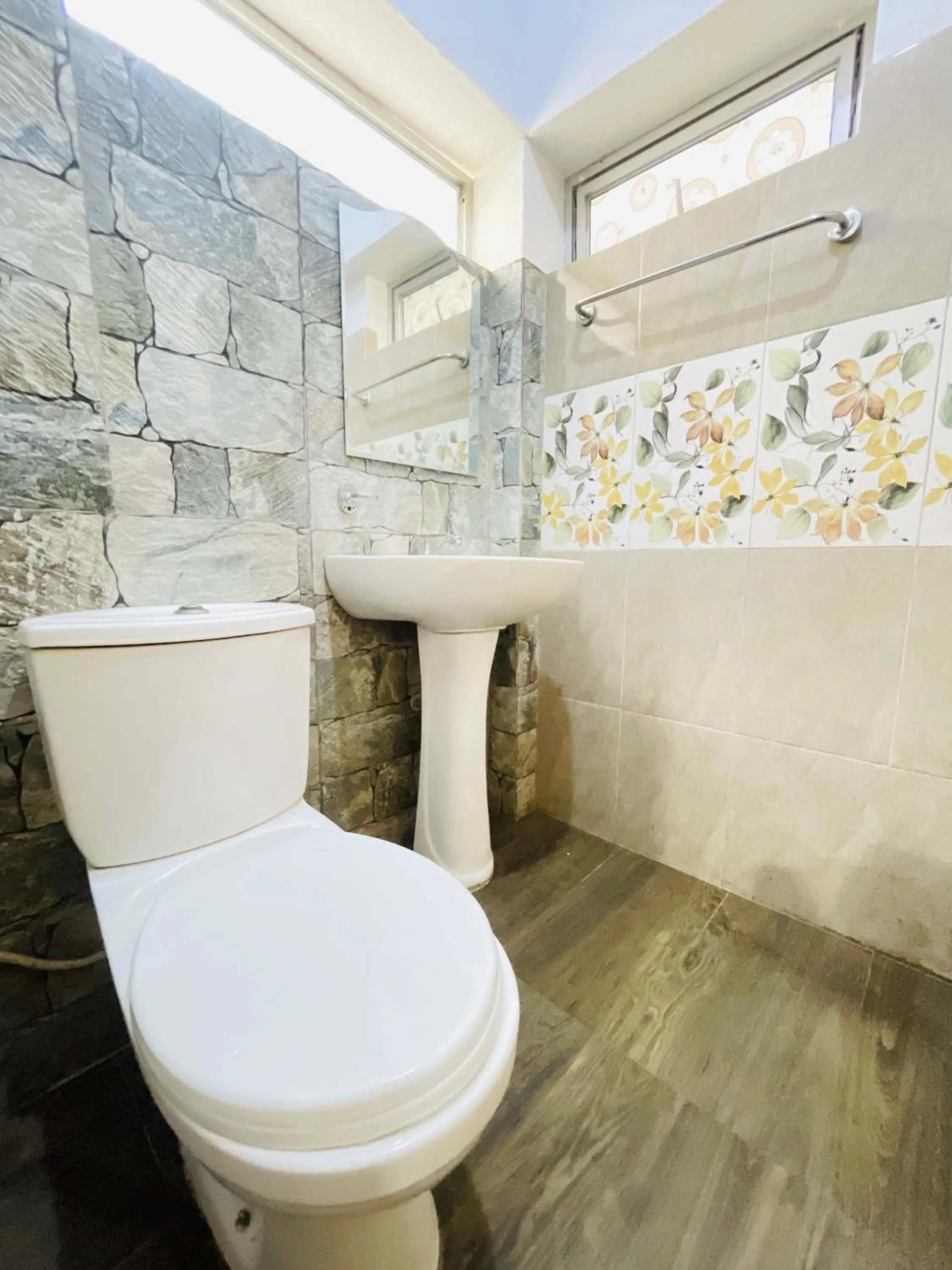 Bathroom in White House Holiday Resort