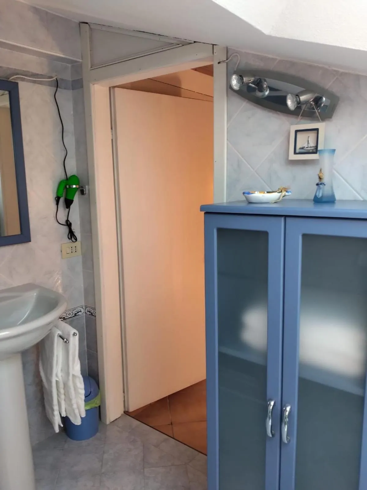 Bathroom in B&B A'la Funtäna