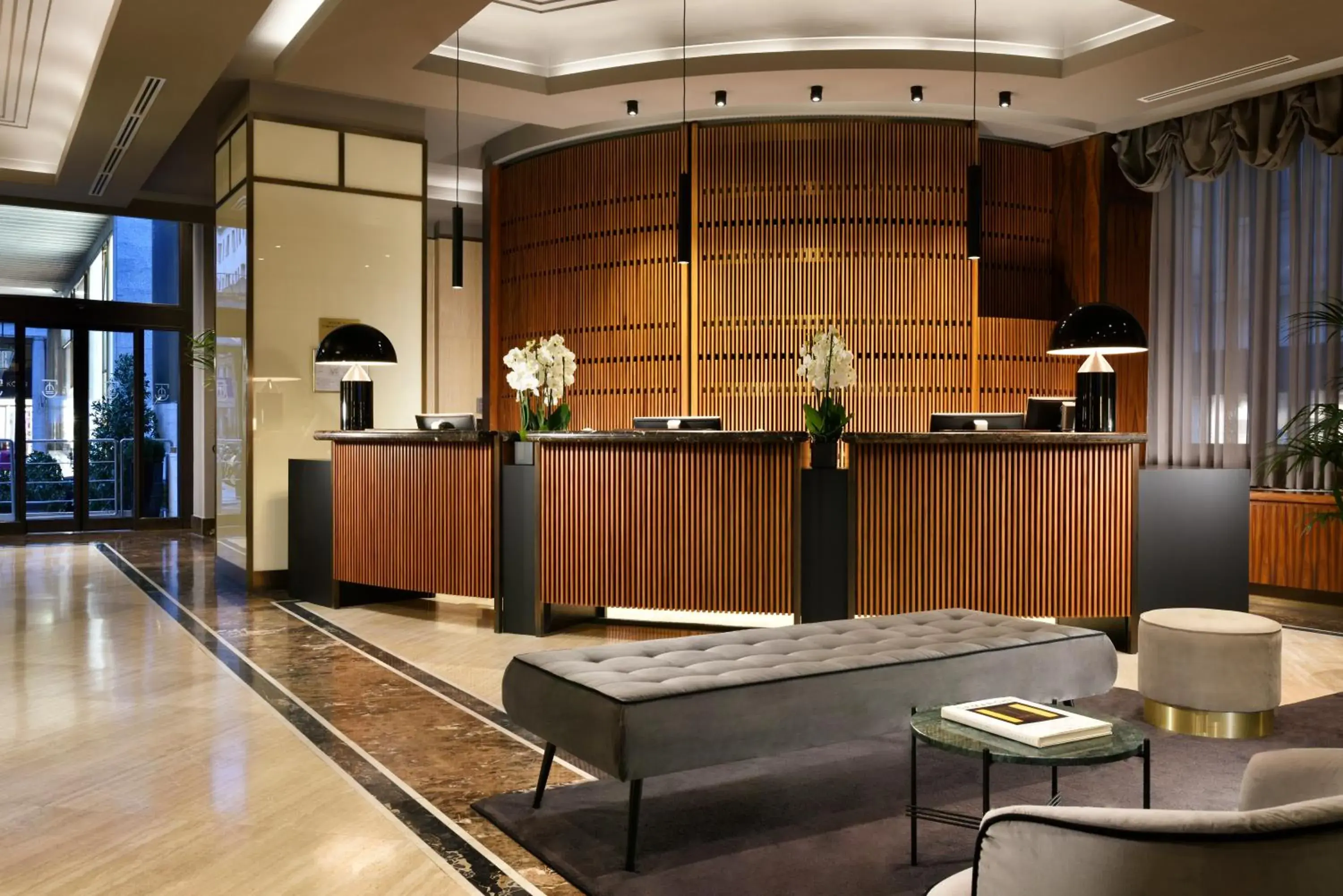 Lobby or reception in Principi di Piemonte | UNA Esperienze Lobby or reception in Principi di Piemonte | UNA Esperienze