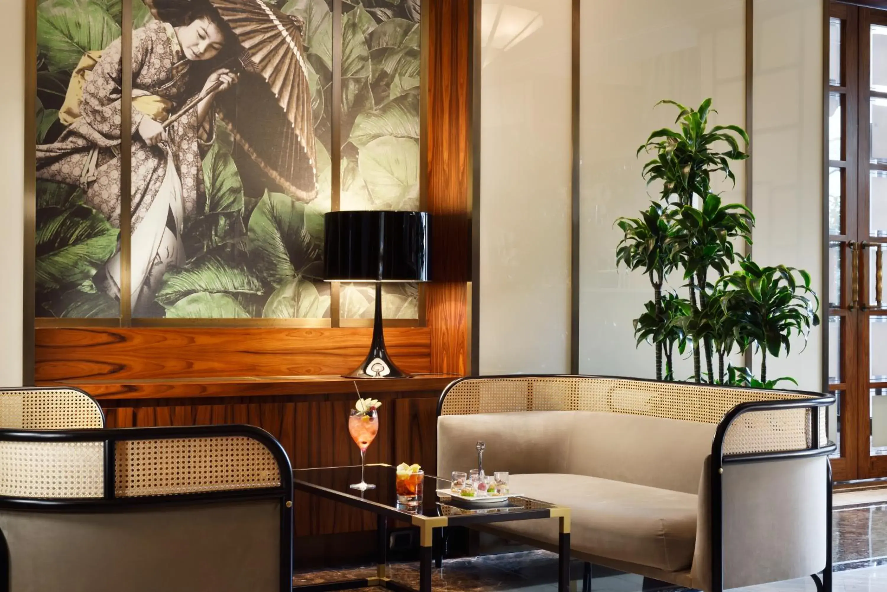 Lounge or bar in Principi di Piemonte | UNA Esperienze Lounge or bar in Principi di Piemonte | UNA Esperienze