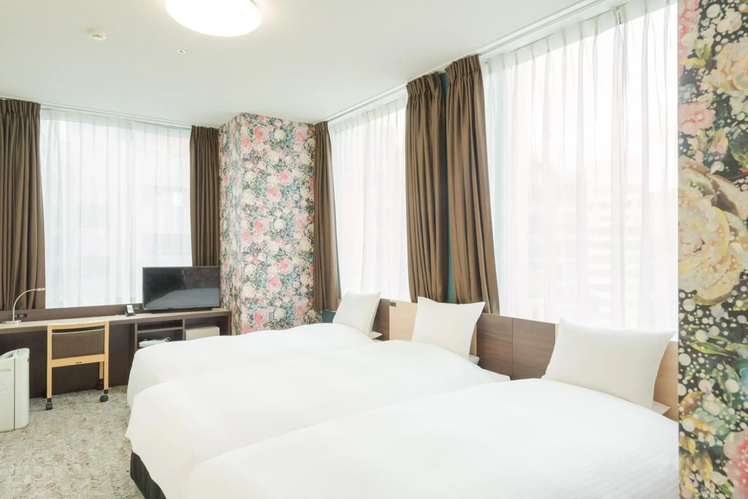 Photo of the whole room, Bed in Rose Stay Tokyo Shiba Park Photo of the whole room, Bed in Rose Stay Tokyo Shiba Park