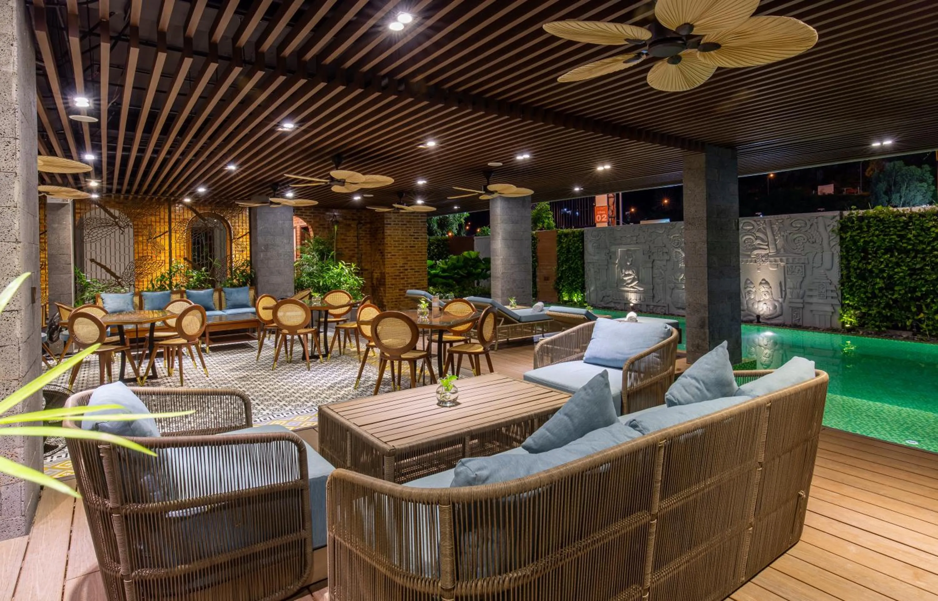 Restaurant/places to eat in Boutik Cham NhaTrang Hotel