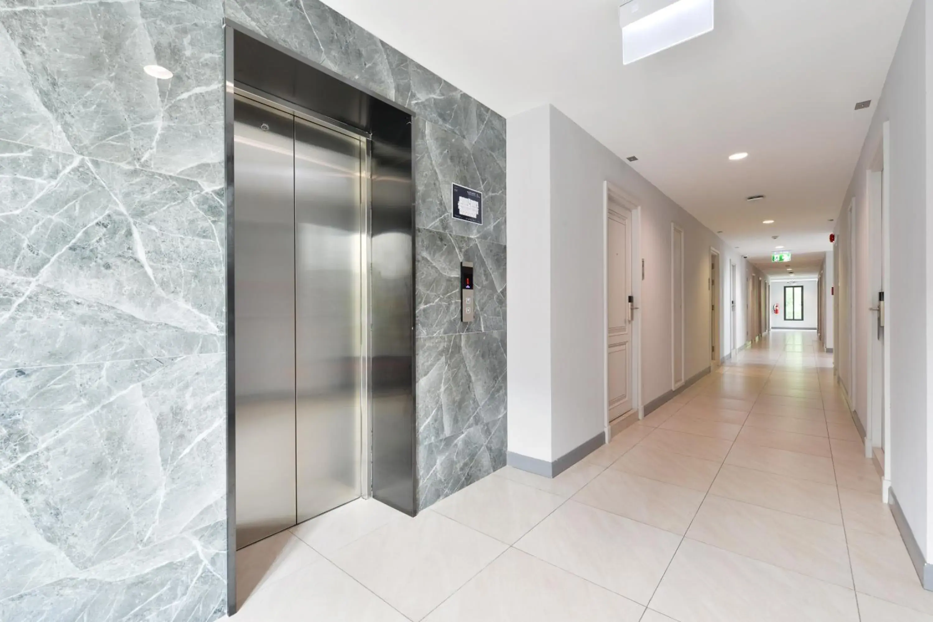 Property building in VST Punnawithi Property building in VST Punnawithi