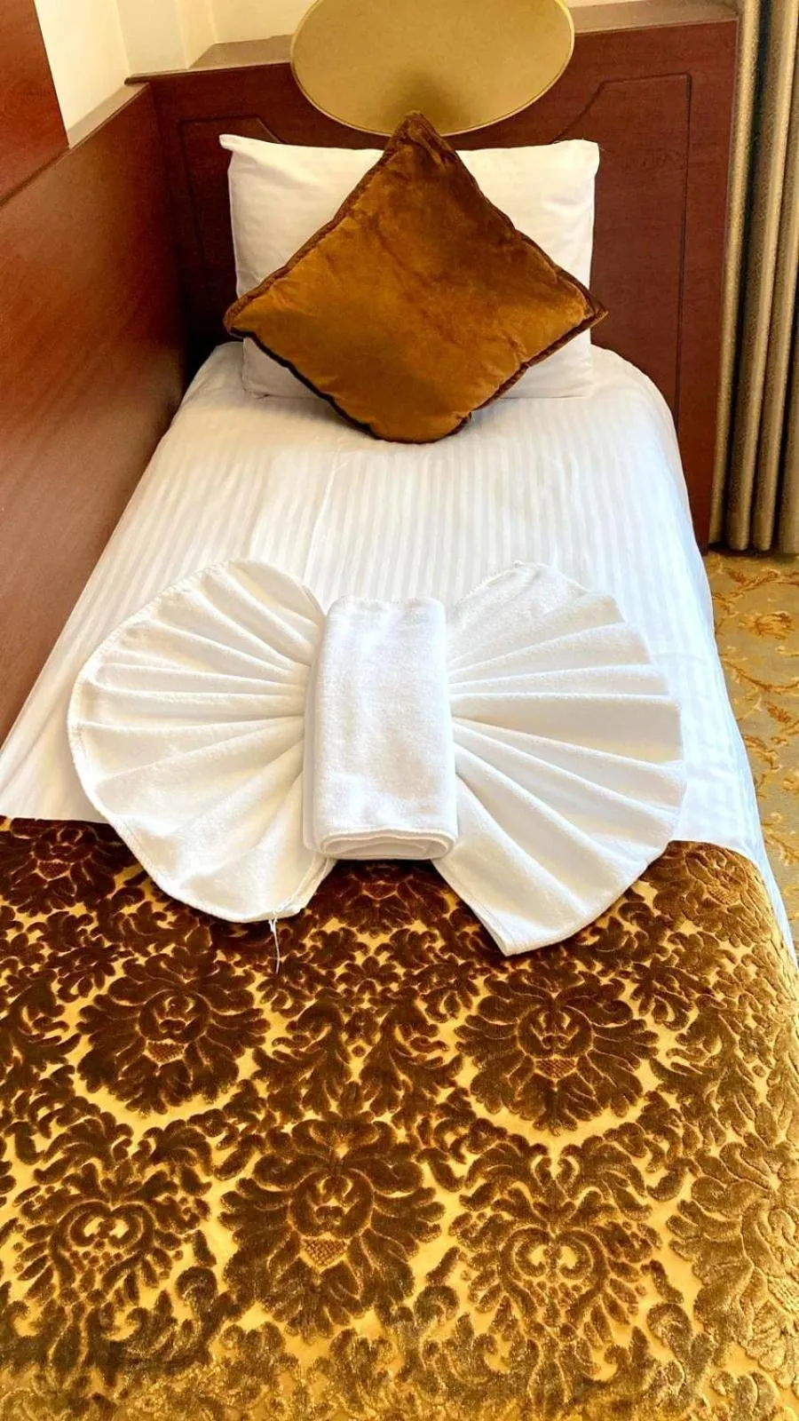 Bed in HOTEL EURO DIAMOND