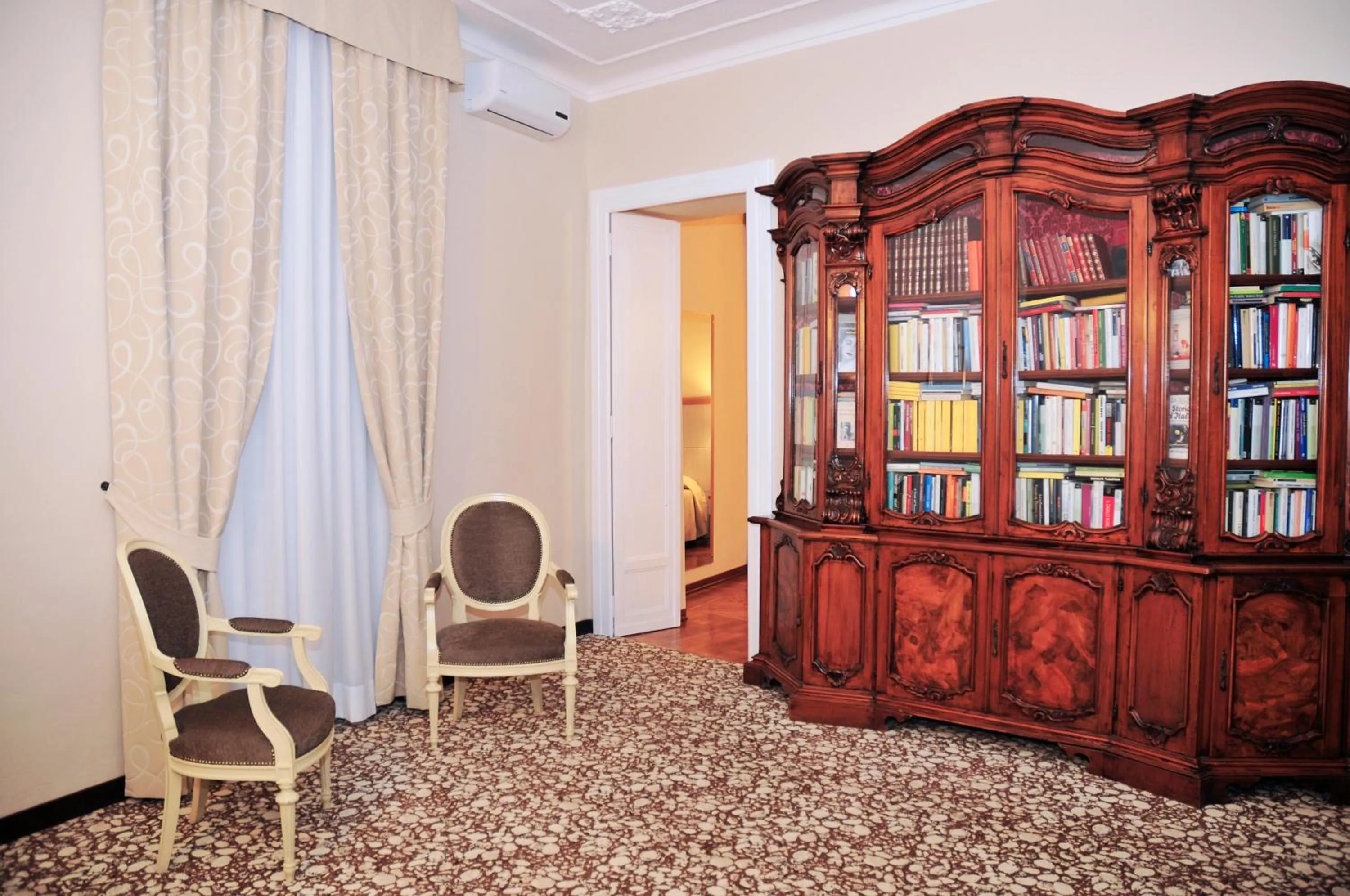 Seating area in Hotel Alpi Resort