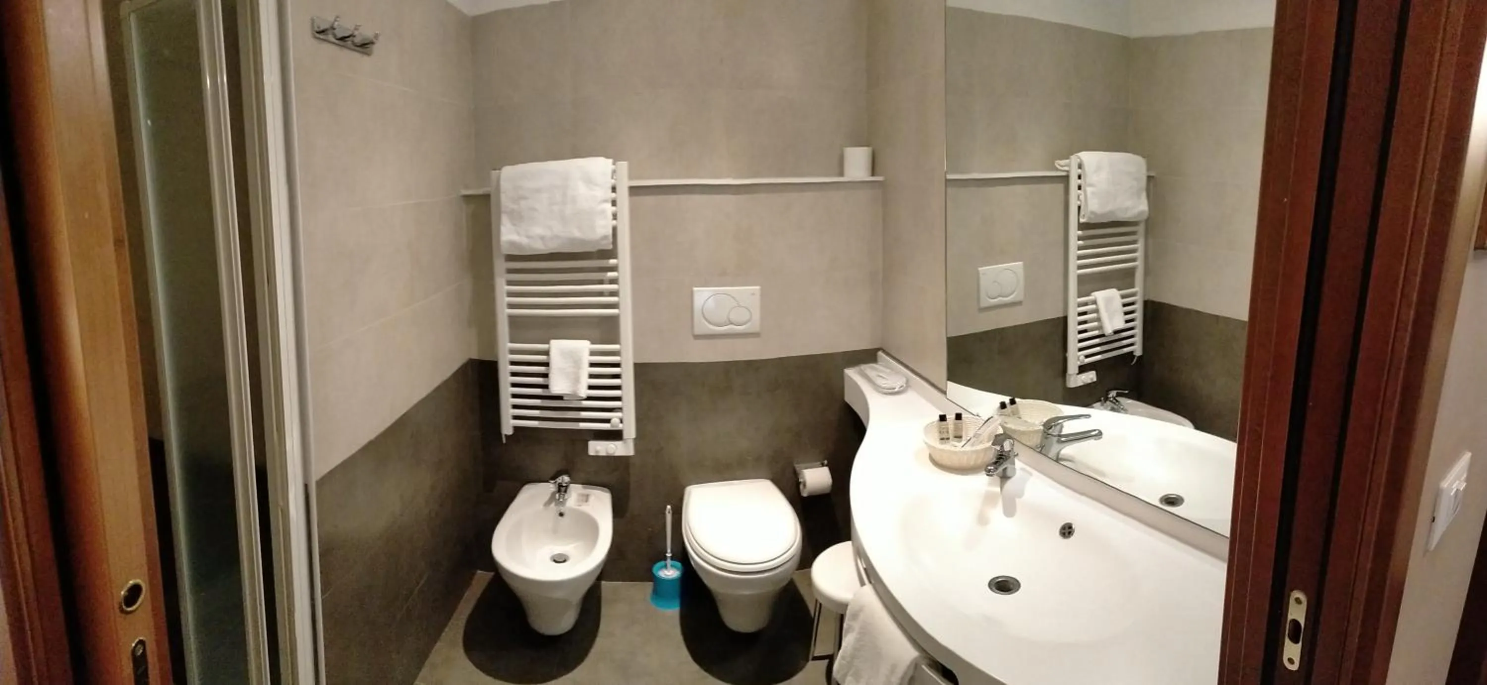 Bathroom in Hotel Alpi Resort