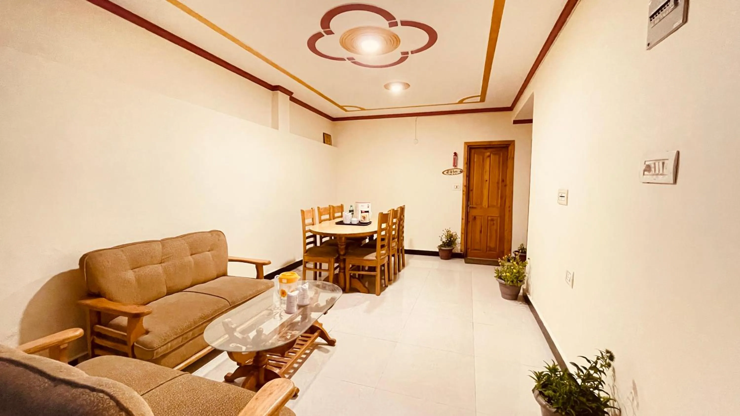 Restaurant/places to eat in Himalayan adventure Cottages & Budget Friendly BNB Manali