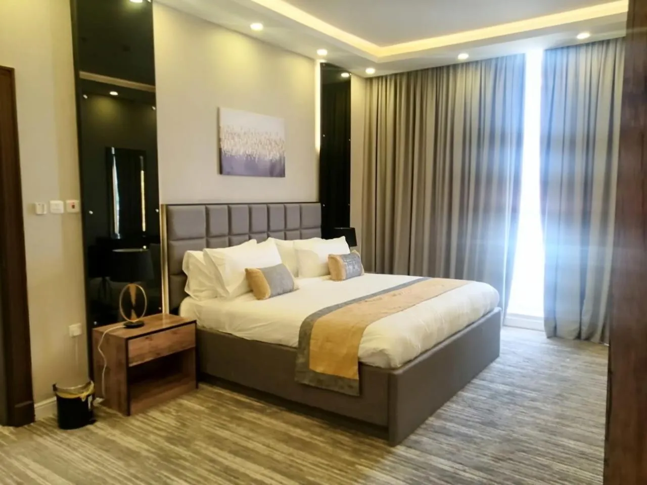 Bed in Clowzer Serviced Apartments