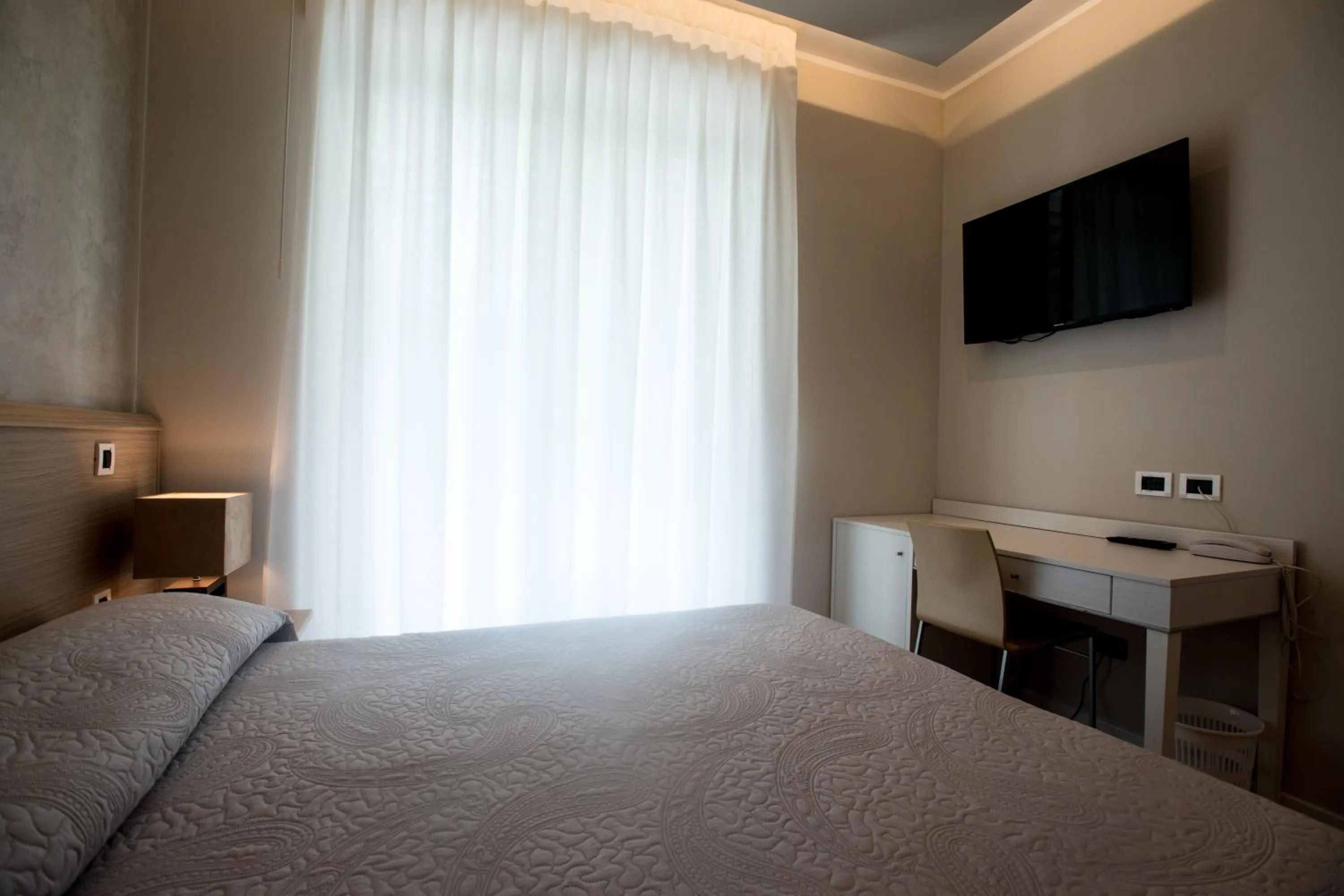 Bed in Hotel Eurovil Garni