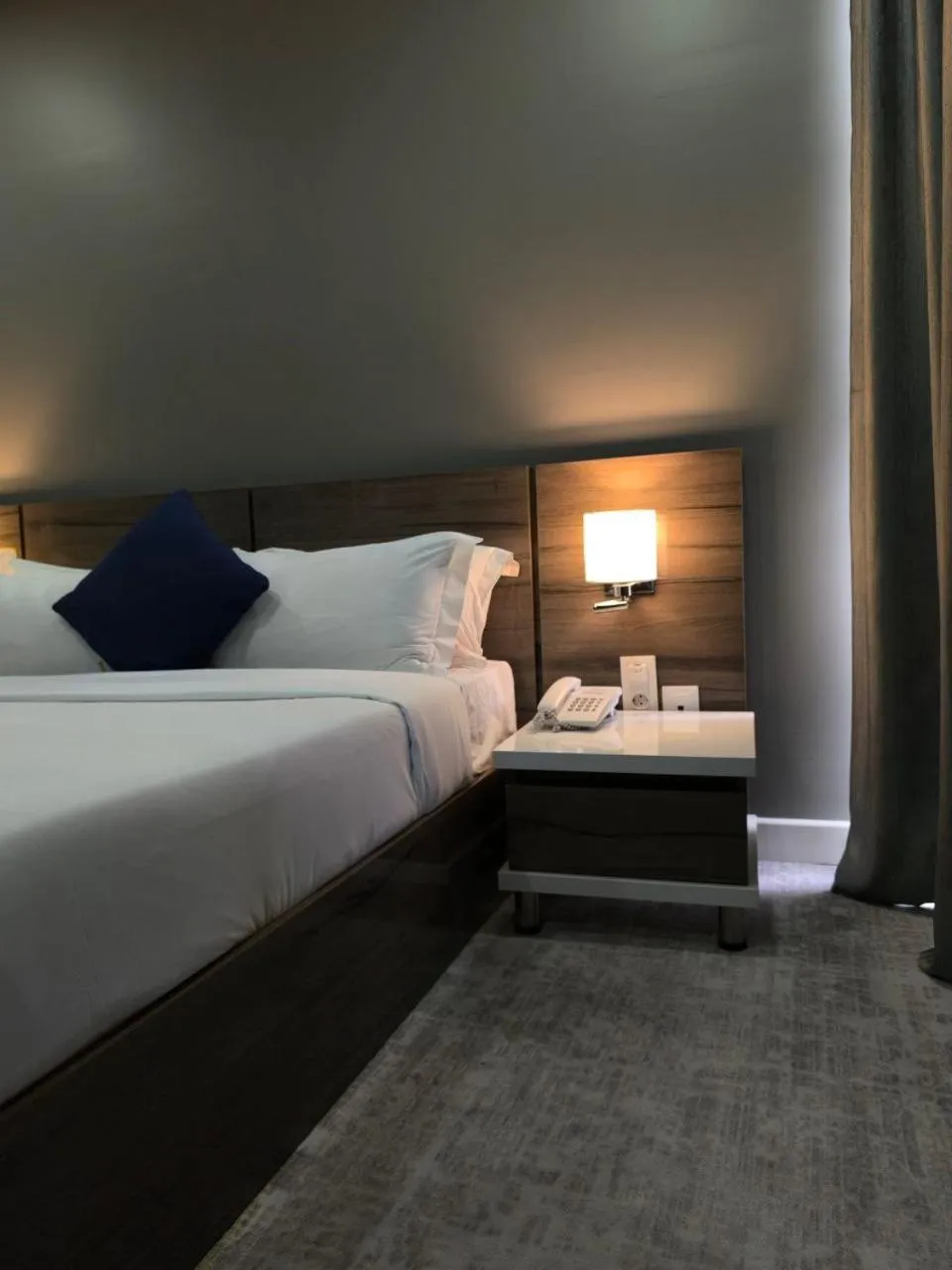 Bed in Polana Plaza Hotel