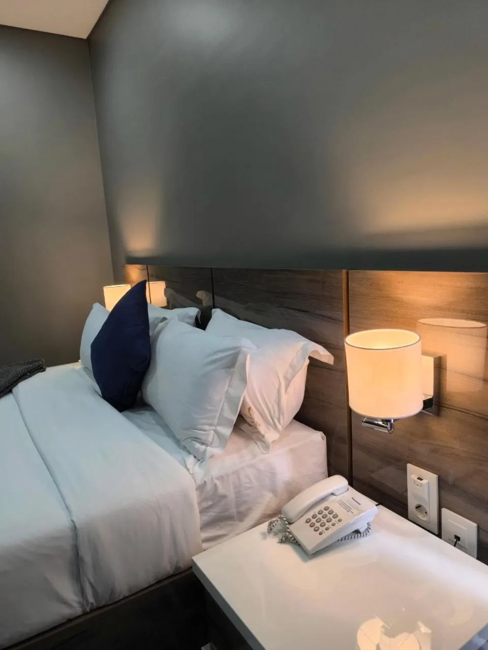 Bed in Polana Plaza Hotel