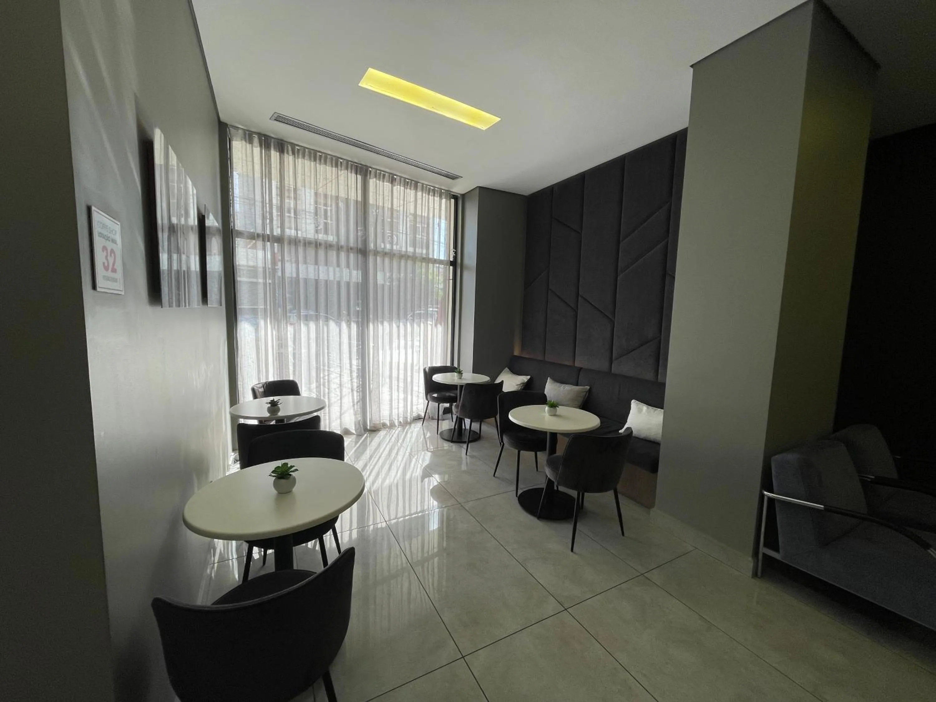 Lobby or reception in Polana Plaza Hotel