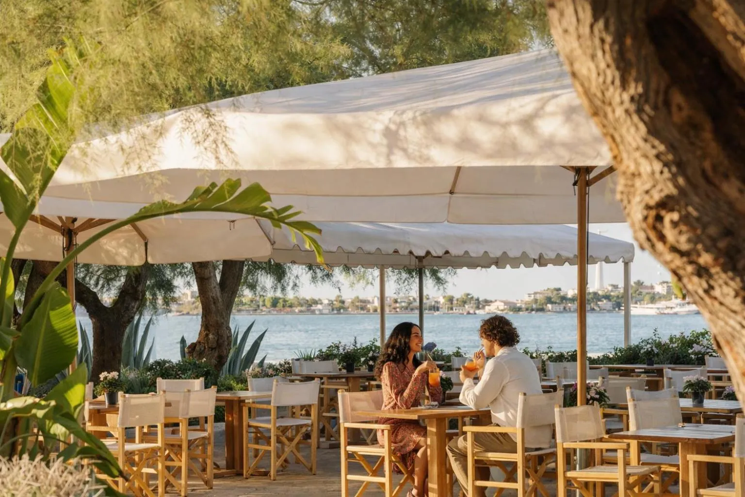 Restaurant/places to eat in Hotel Del Levante