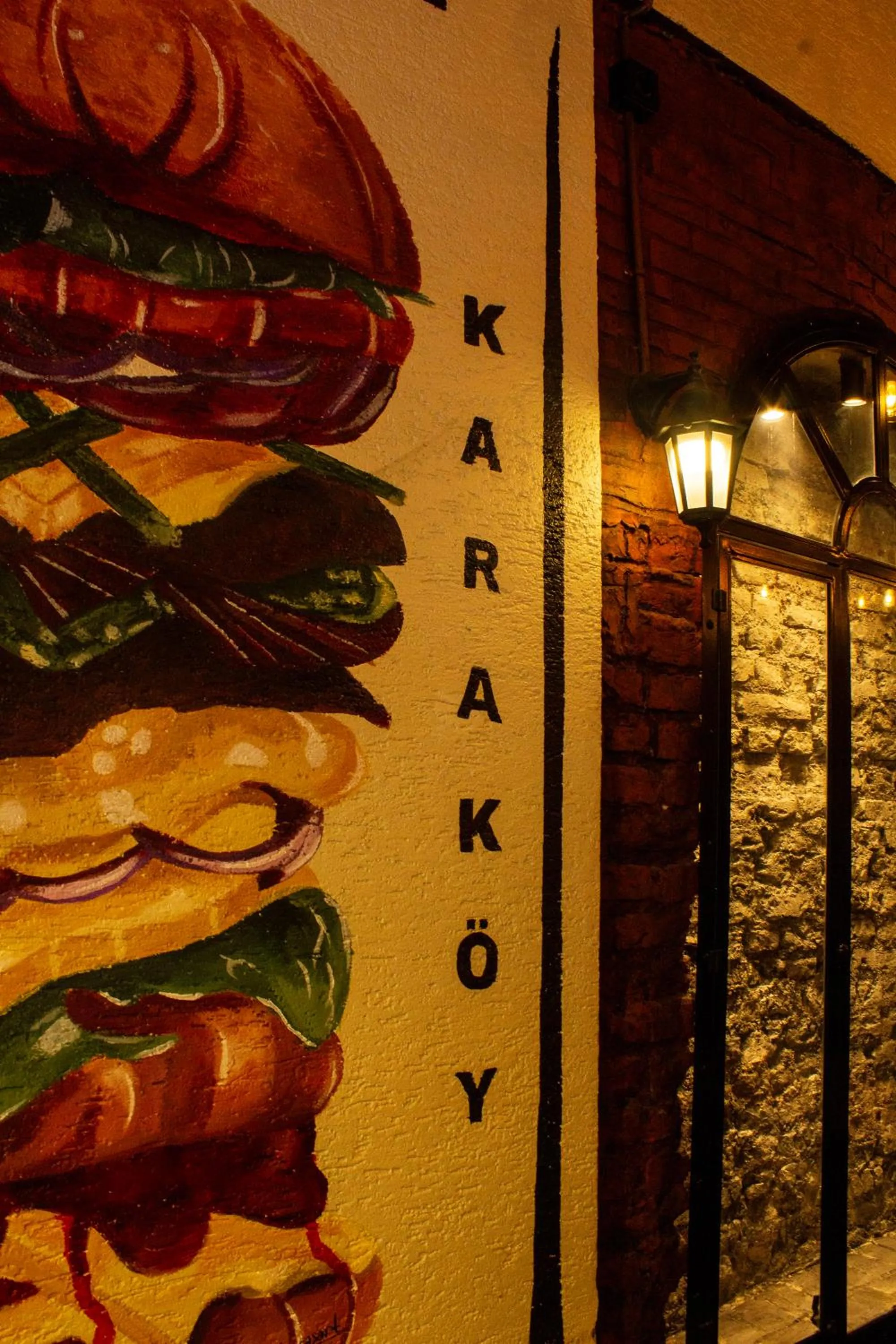 Restaurant/places to eat in Genoa Port Hotel