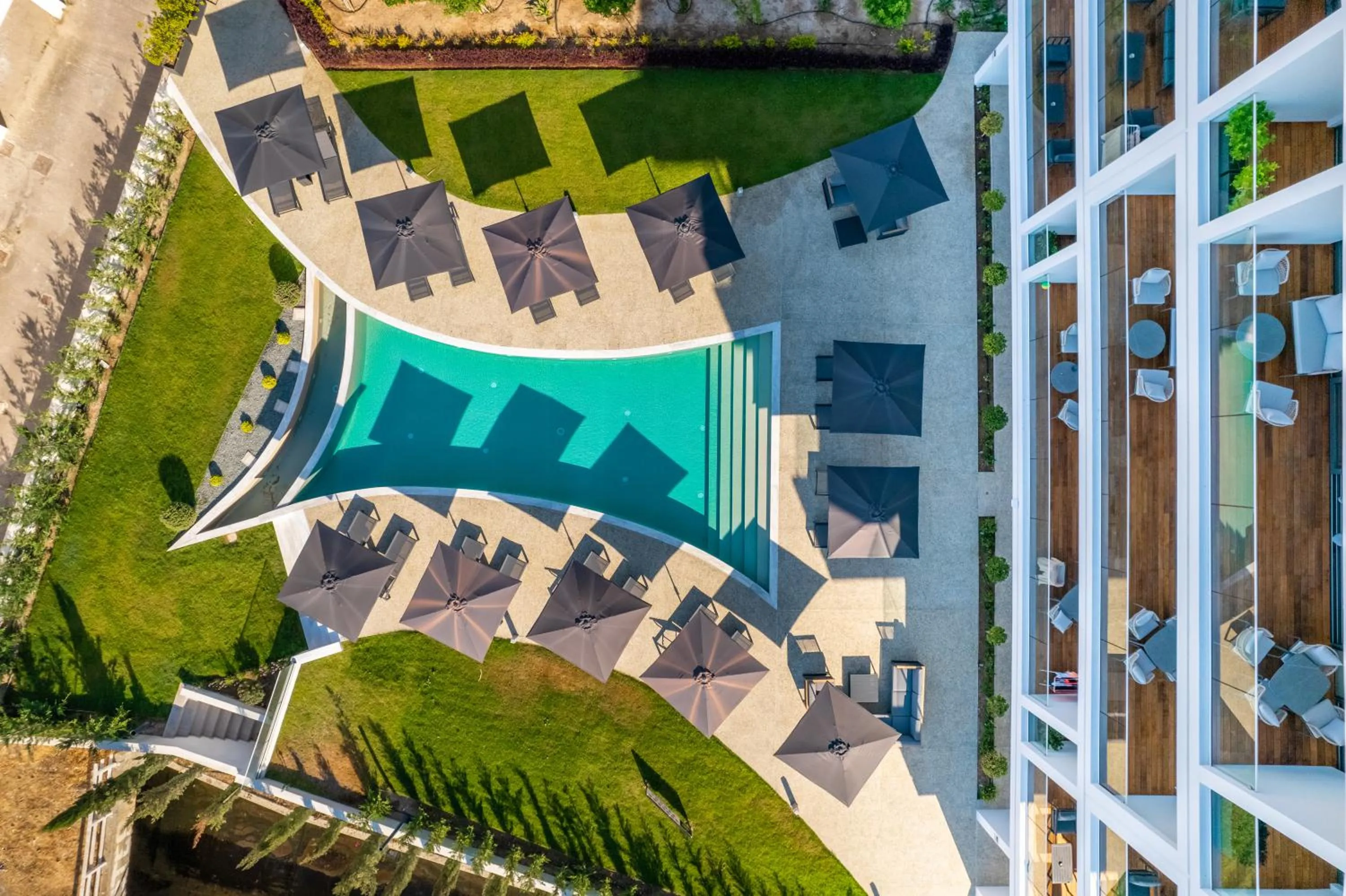 Property building in The Palmiers